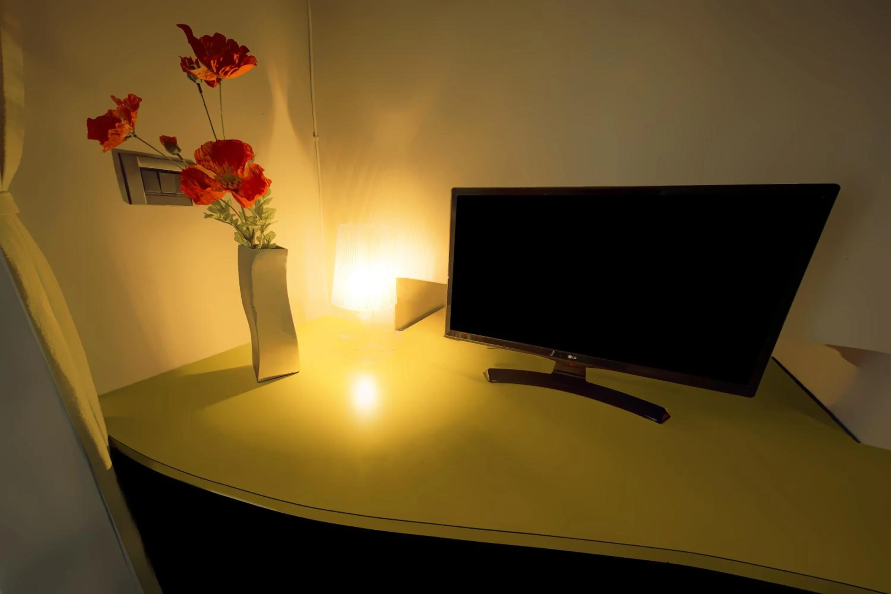 Communal lounge/ TV room in Casa Crema - Stazione Porta Susa - Torino centro