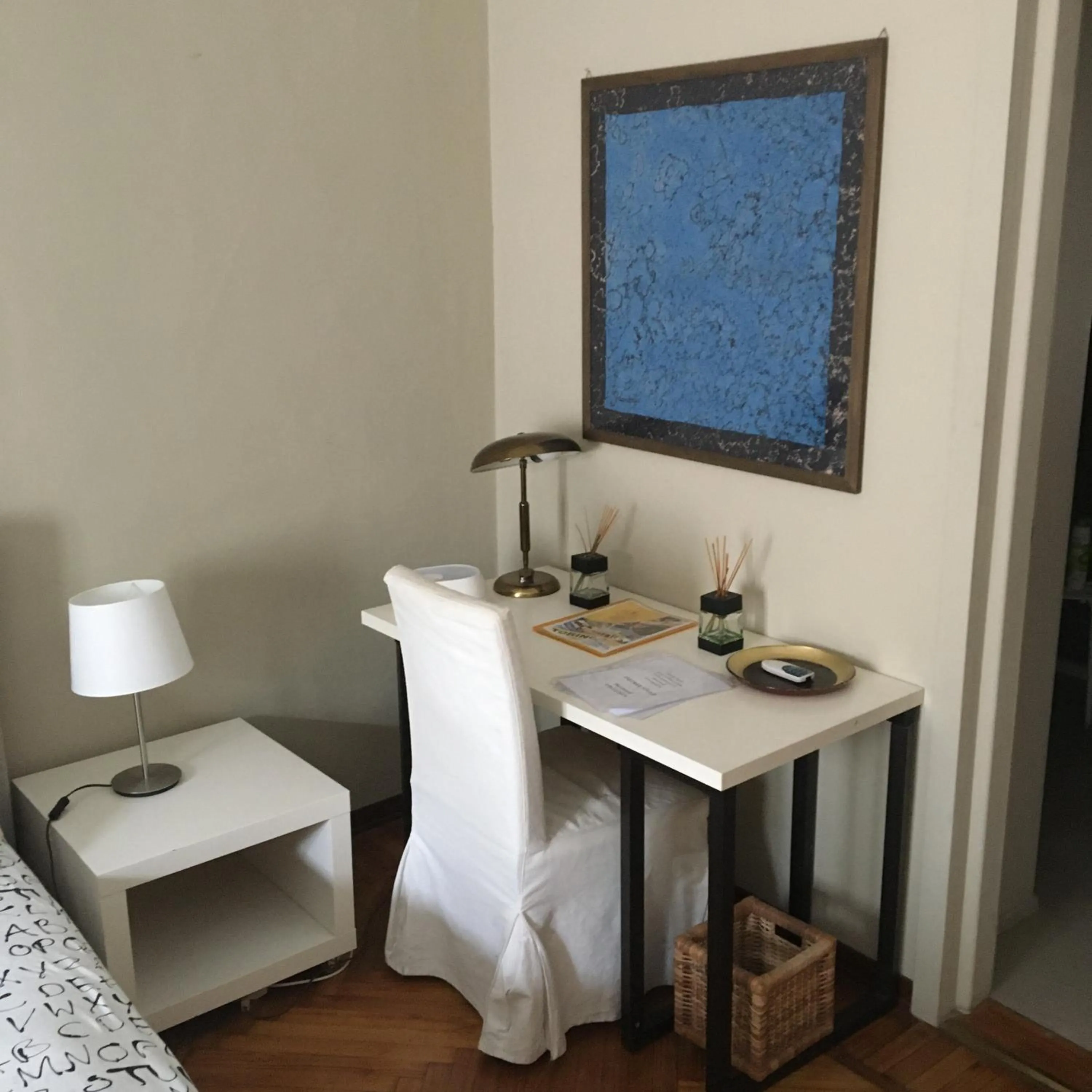 Seating area in Casa Crema - Stazione Porta Susa - Torino centro