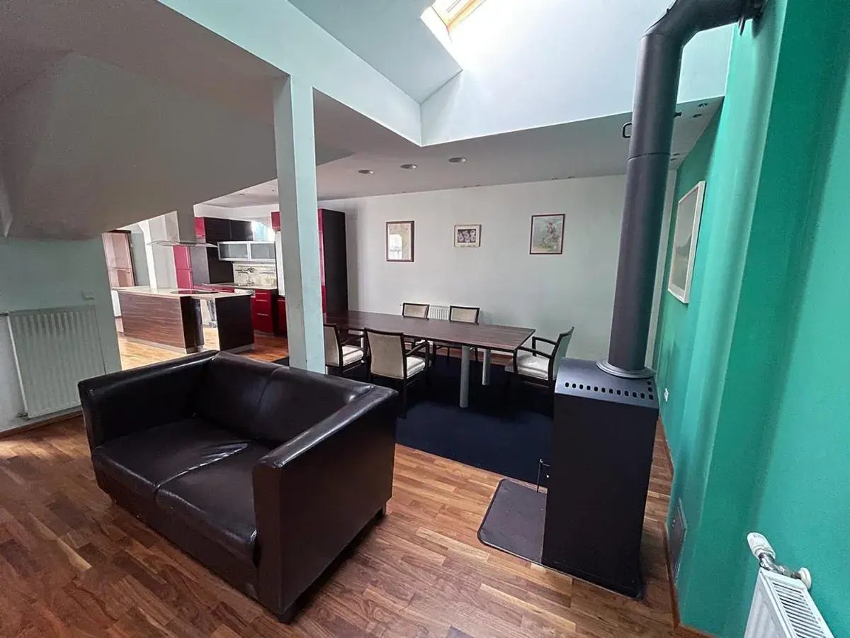 Apartment with Balcony in Metro Apartments Vienna Apartment with Balcony in Metro Apartments Vienna