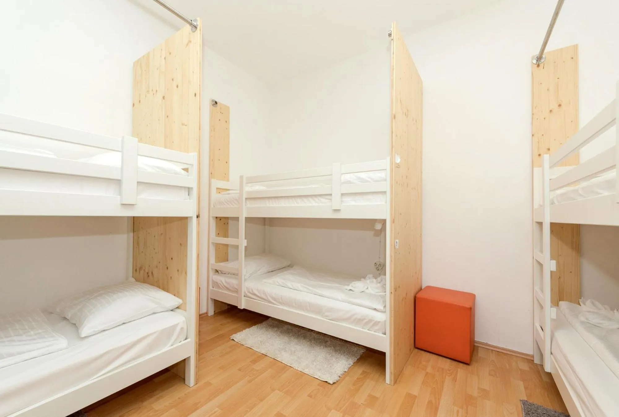 Bed in Metro Apartments Vienna