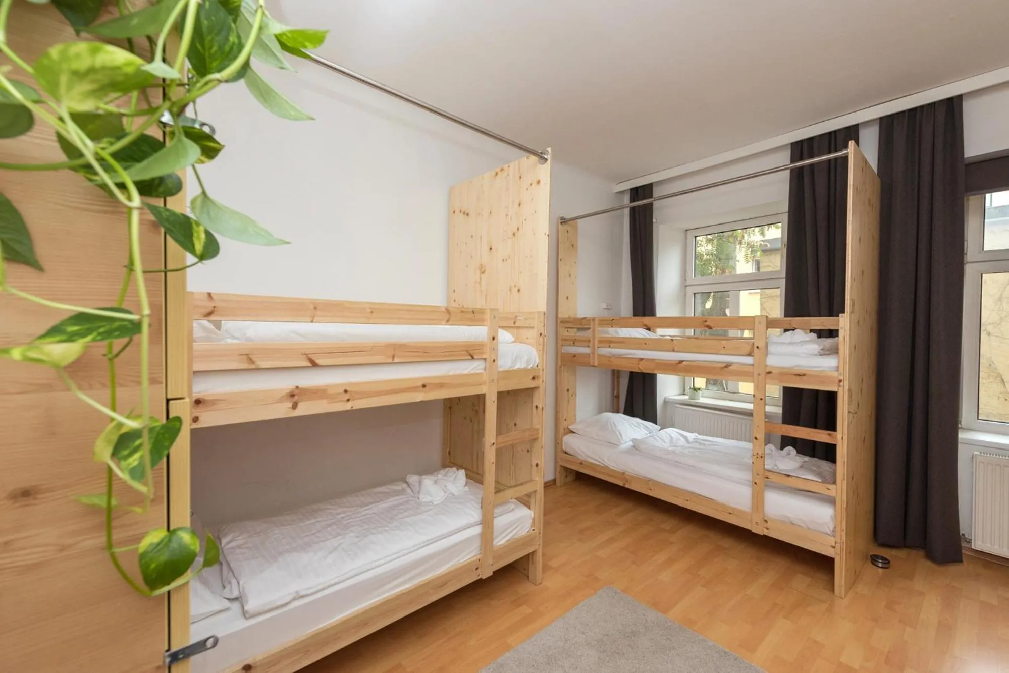 Photo of the whole room, Bed in Metro Apartments Vienna