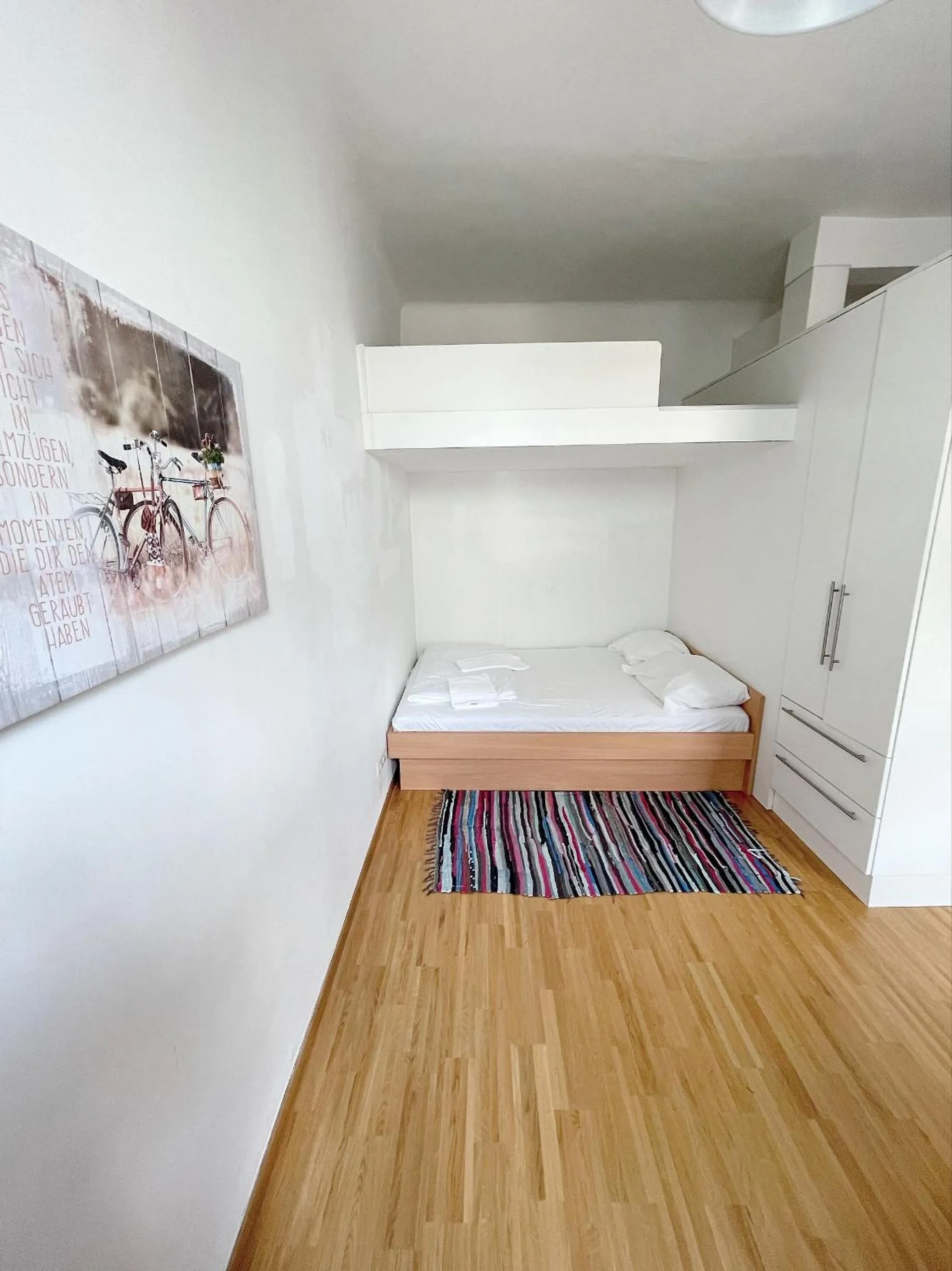 Bed in Metro Apartments Vienna