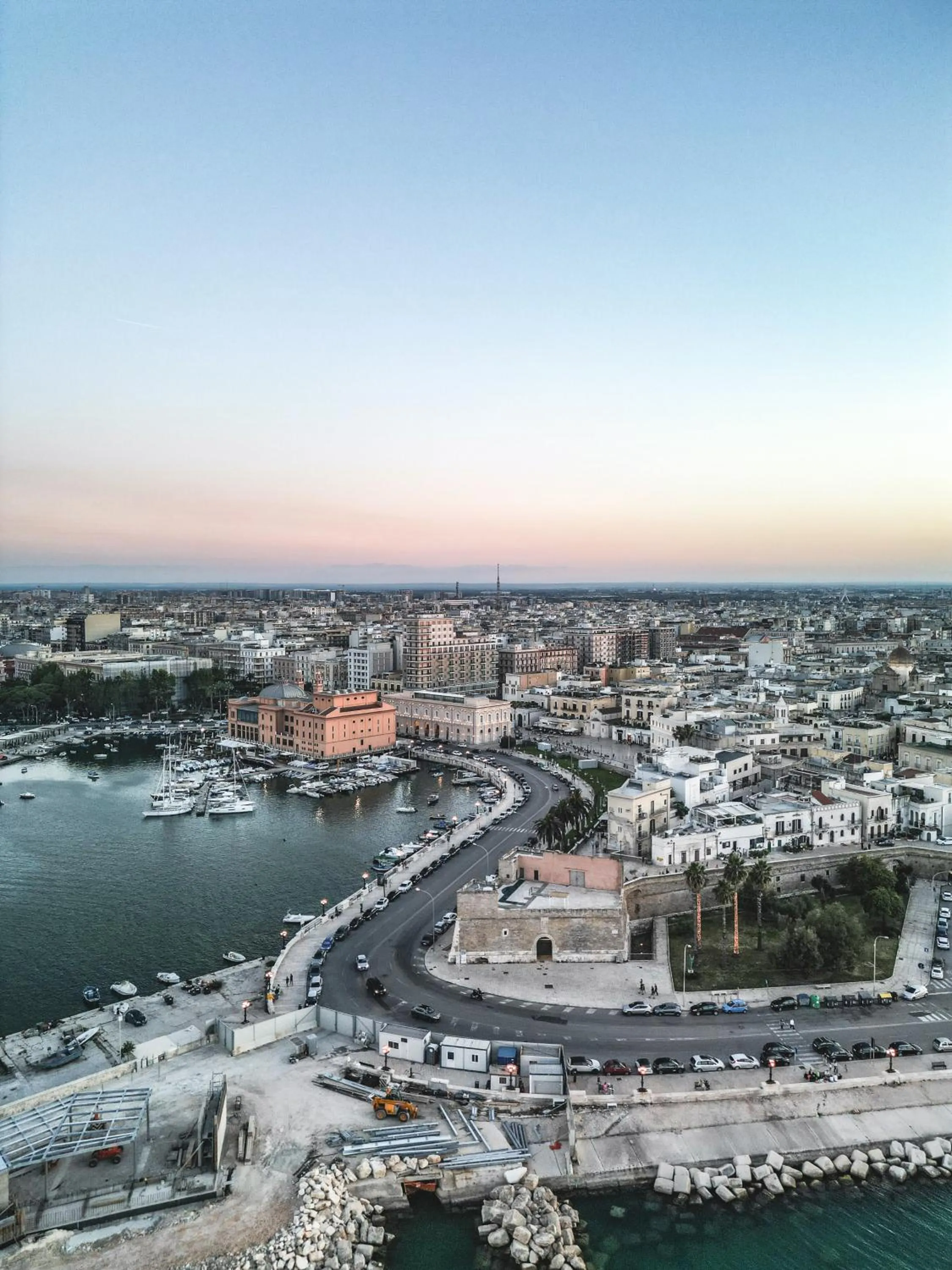 Nearby landmark in Primo Piano Guesthouse - Bari Policlinico