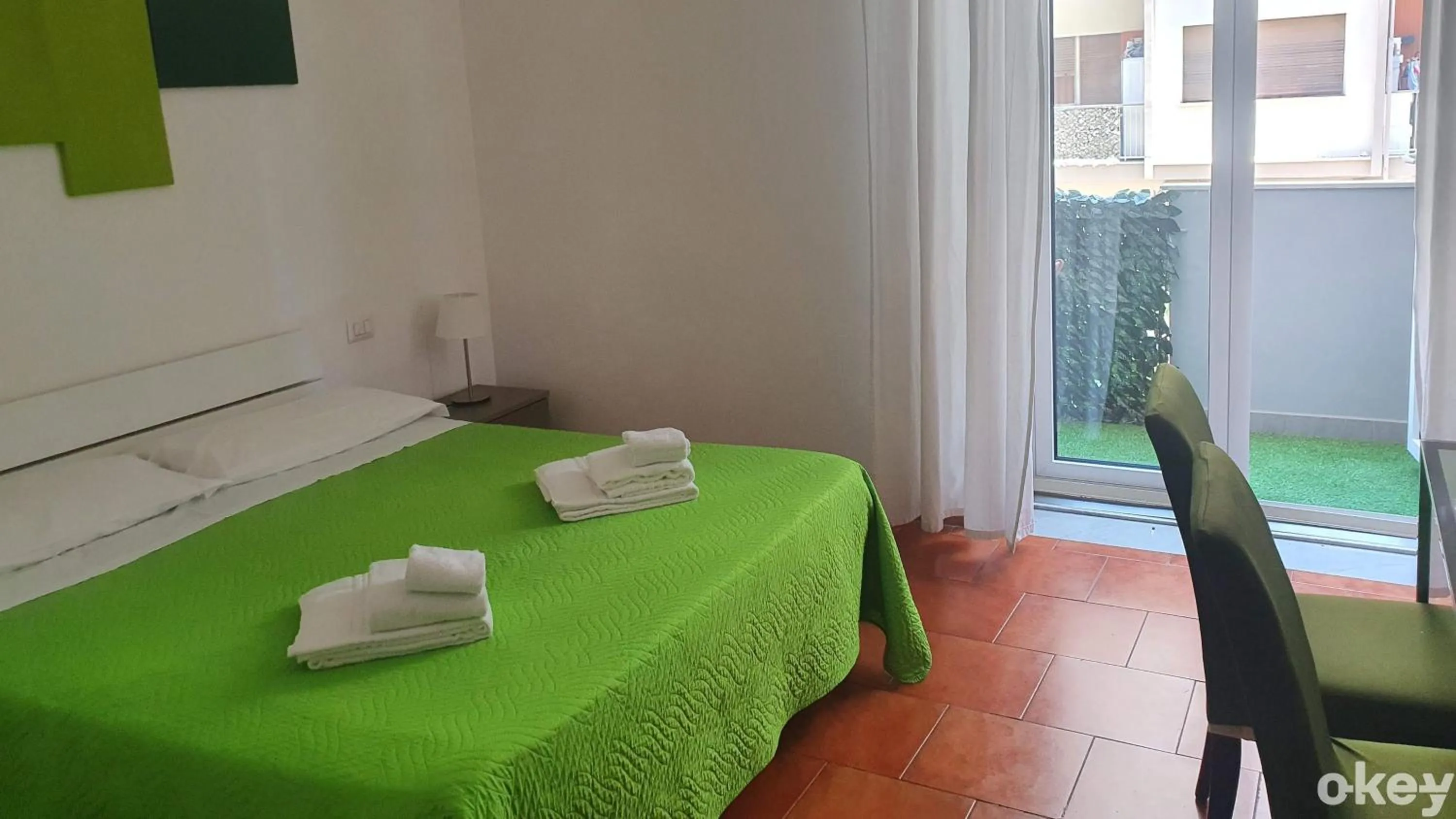 Balcony/Terrace, Bed in Primo Piano Guesthouse - Bari Policlinico