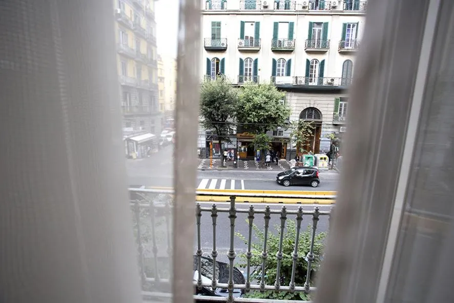 Street view in B&B Rettifilo