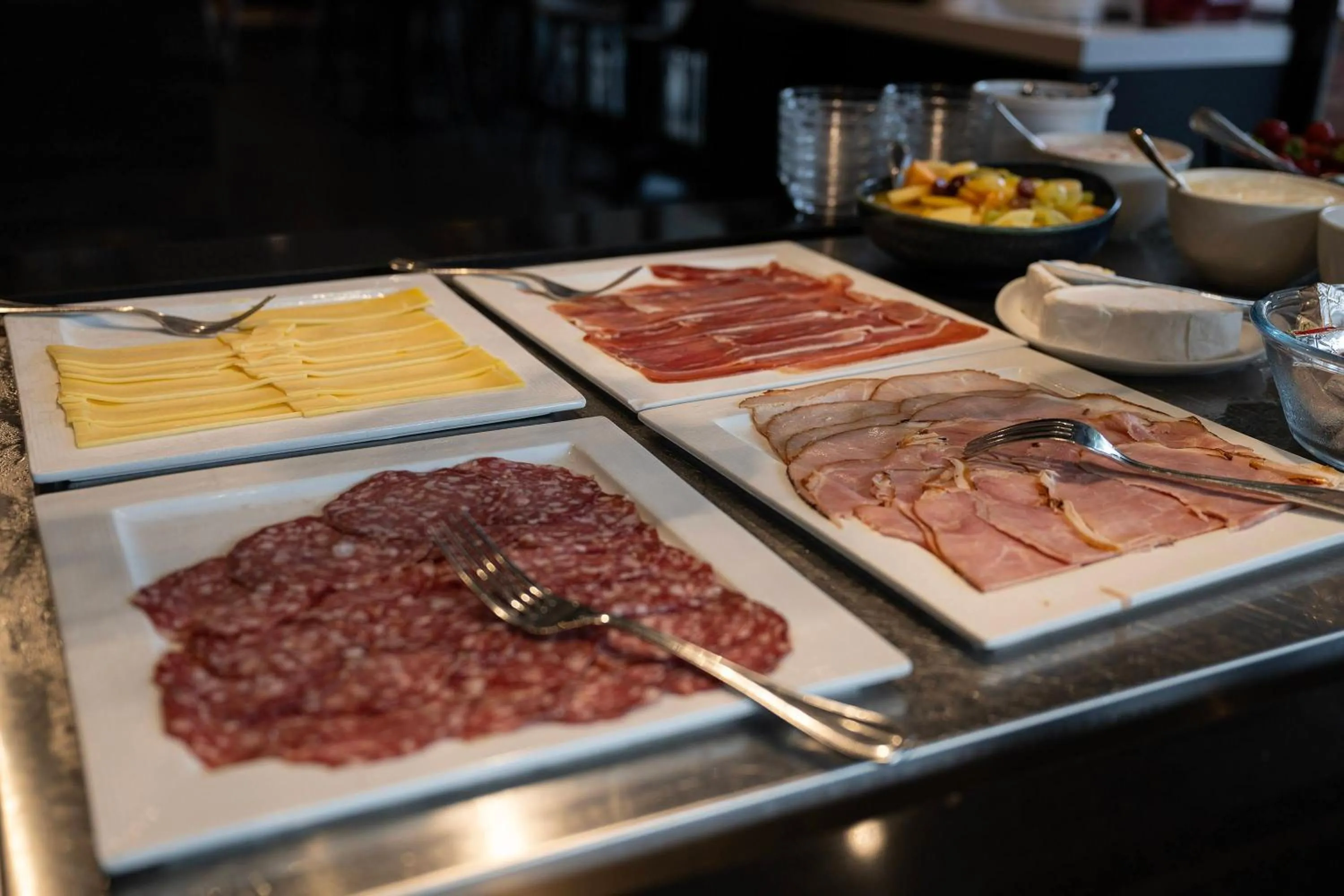 Breakfast in Hotel La Caleche