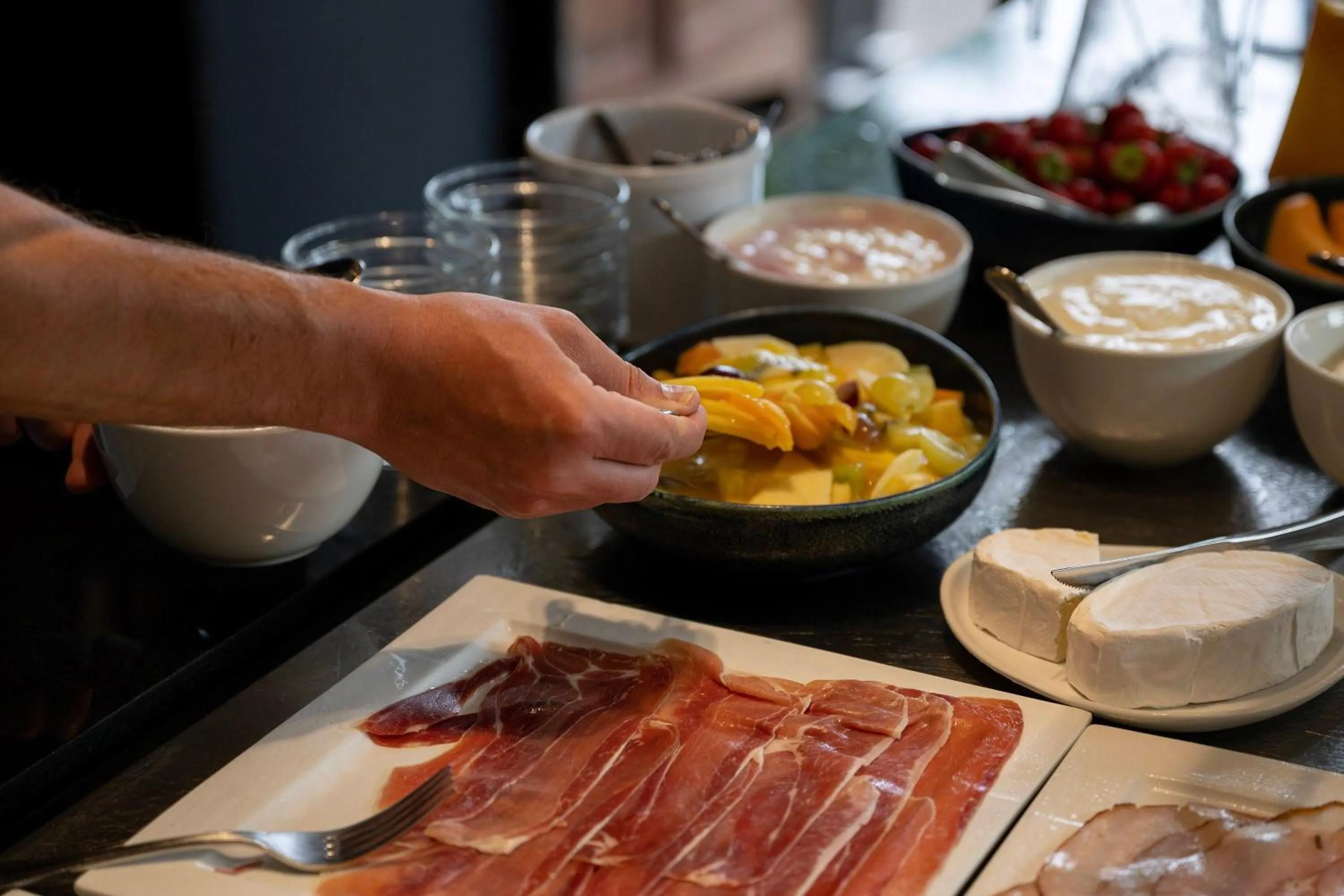 Breakfast in Hotel La Caleche