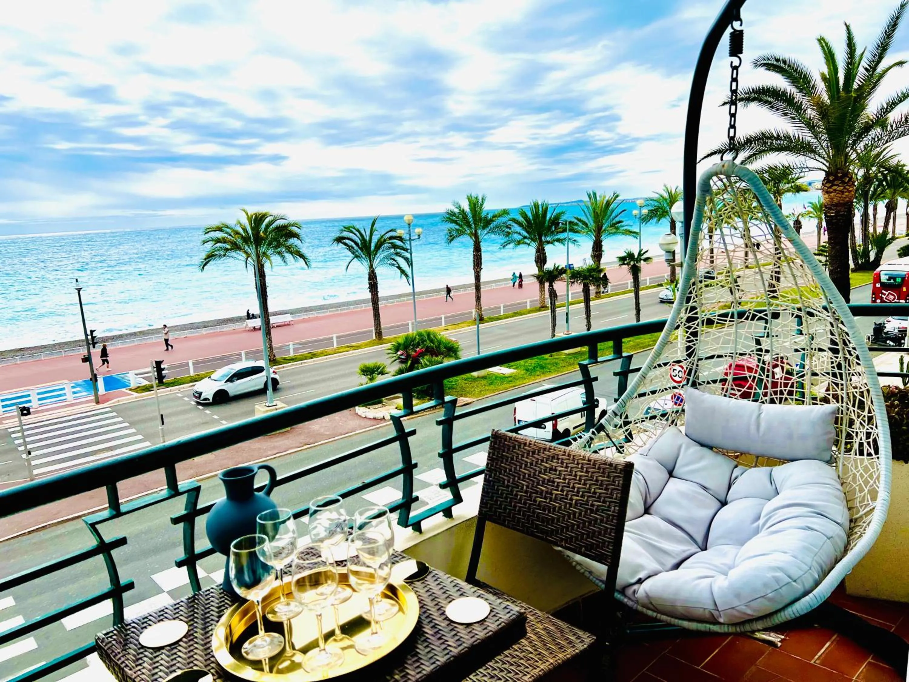 Endless Stunning Mediterranean Sea Views Promenade Des Anglais
