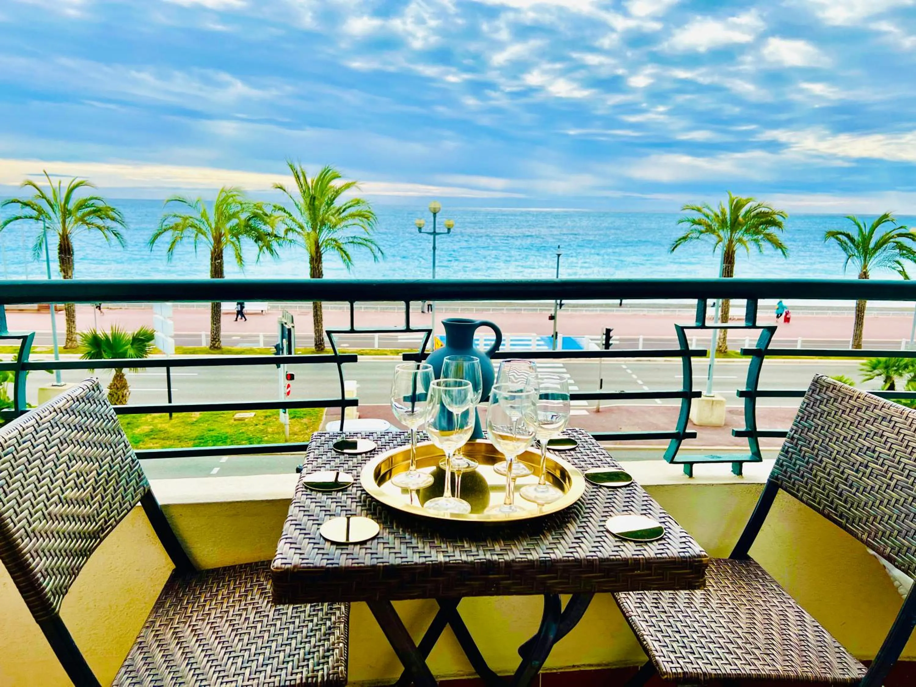 Endless Stunning Mediterranean Sea Views Promenade Des Anglais