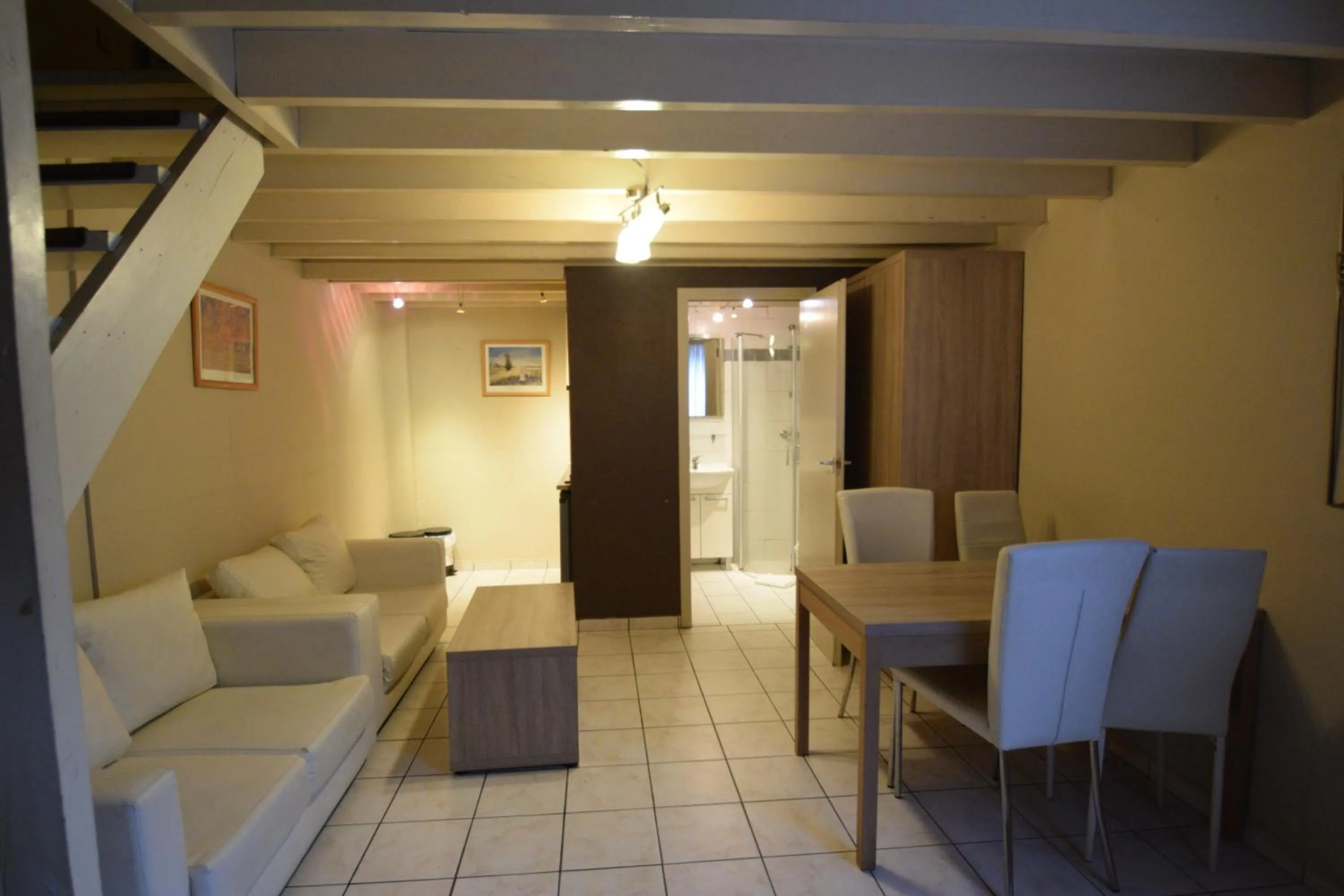 Kitchen or kitchenette in Condo Gardens Leuven