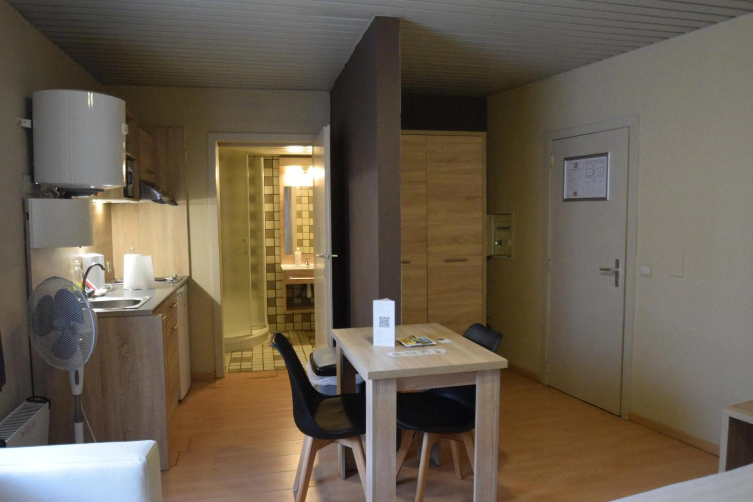 Kitchen or kitchenette in Condo Gardens Leuven