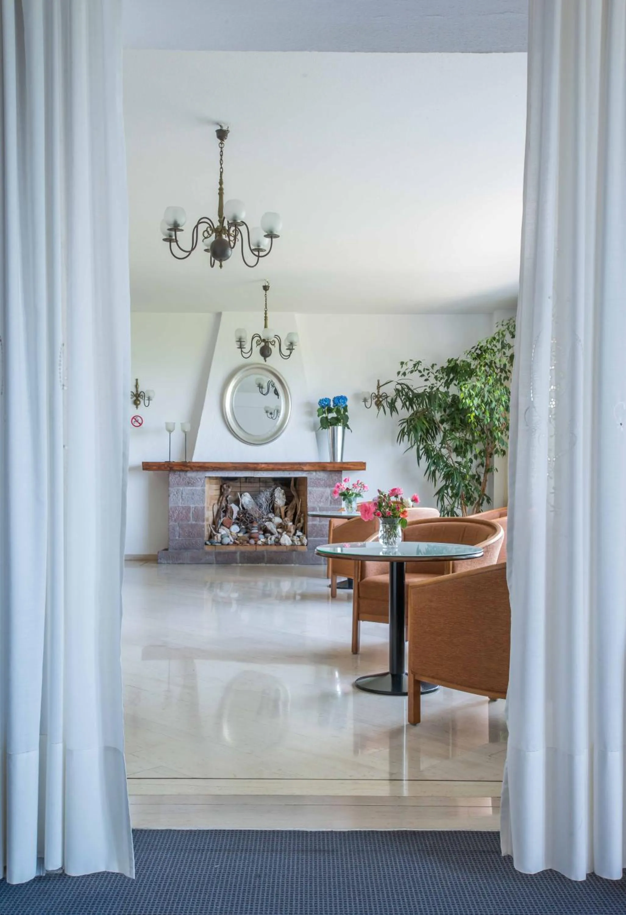 Lobby or reception in Delfinia Hotel & Bungalows