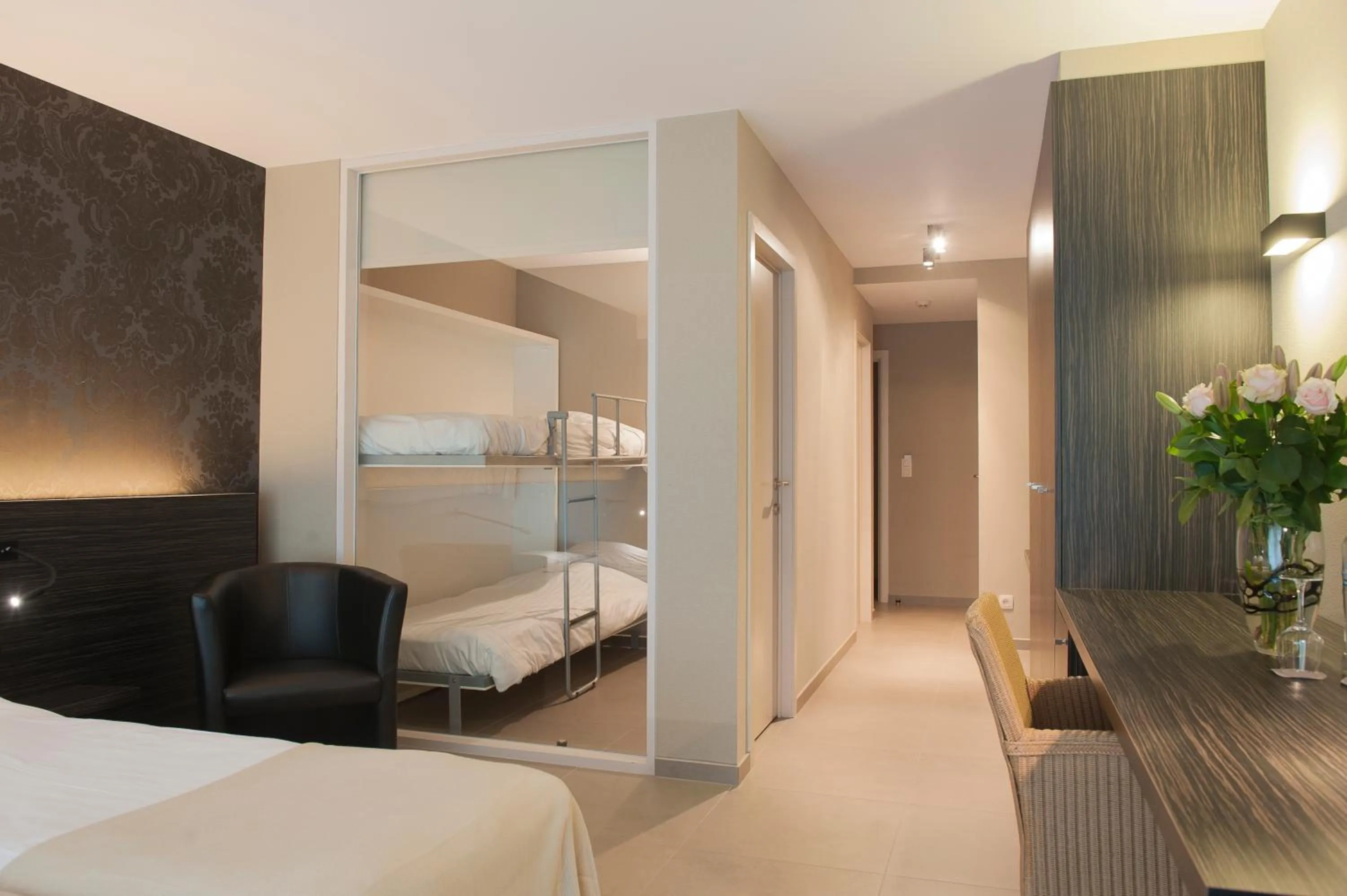 Photo of the whole room, Bed in Hotel Princess