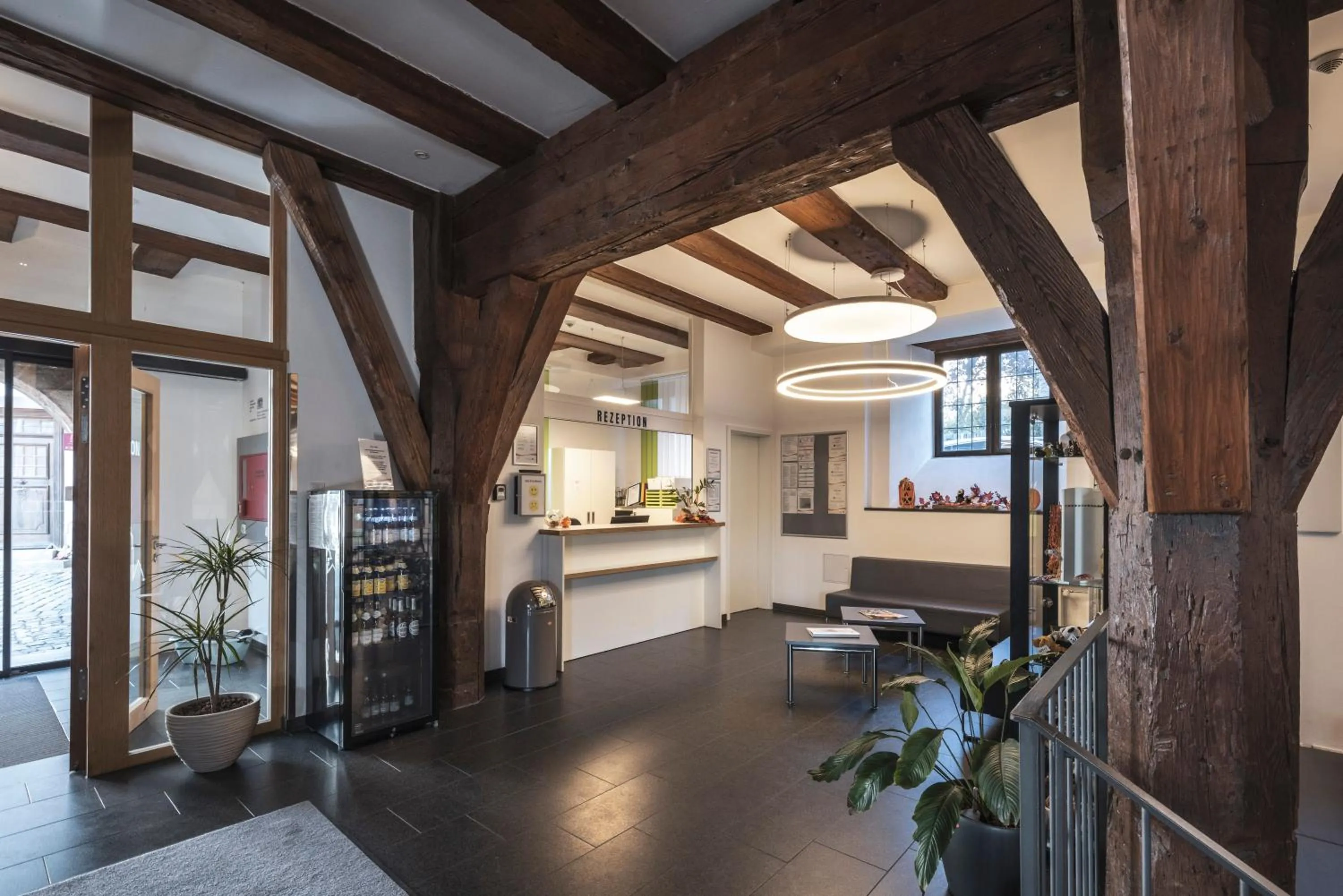 Lobby or reception in Jugendherberge Dinkelsbühl - Youth Hostel