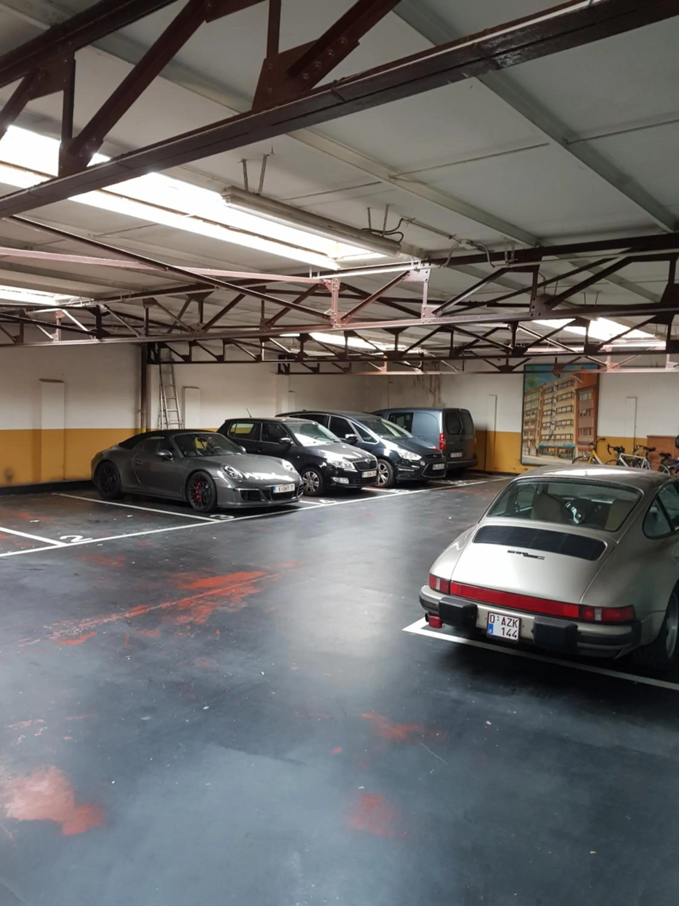 Parking in Hotel Carlton