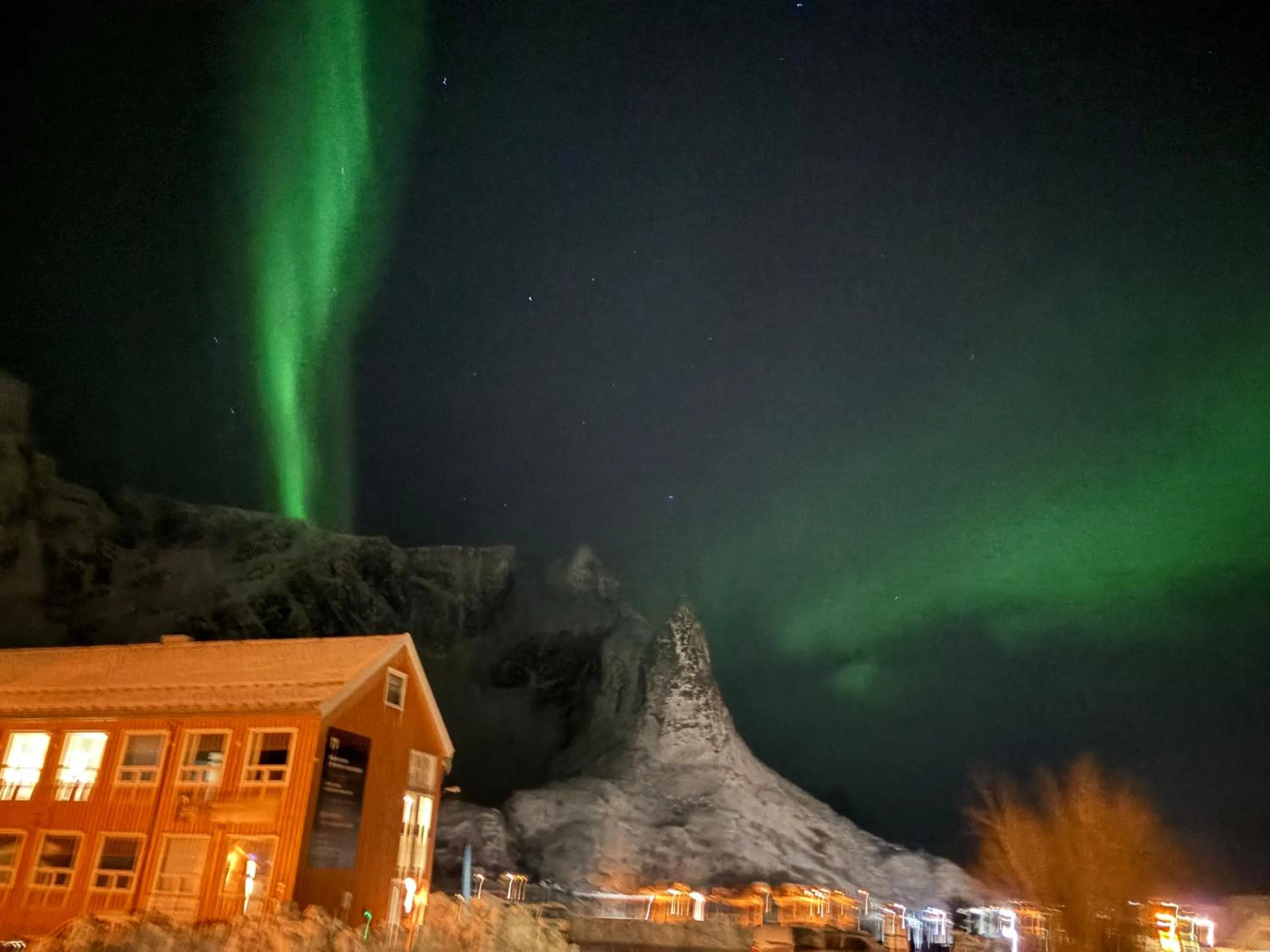 Lofoten Bed & Breakfast Reine - Rooms & Apartments
