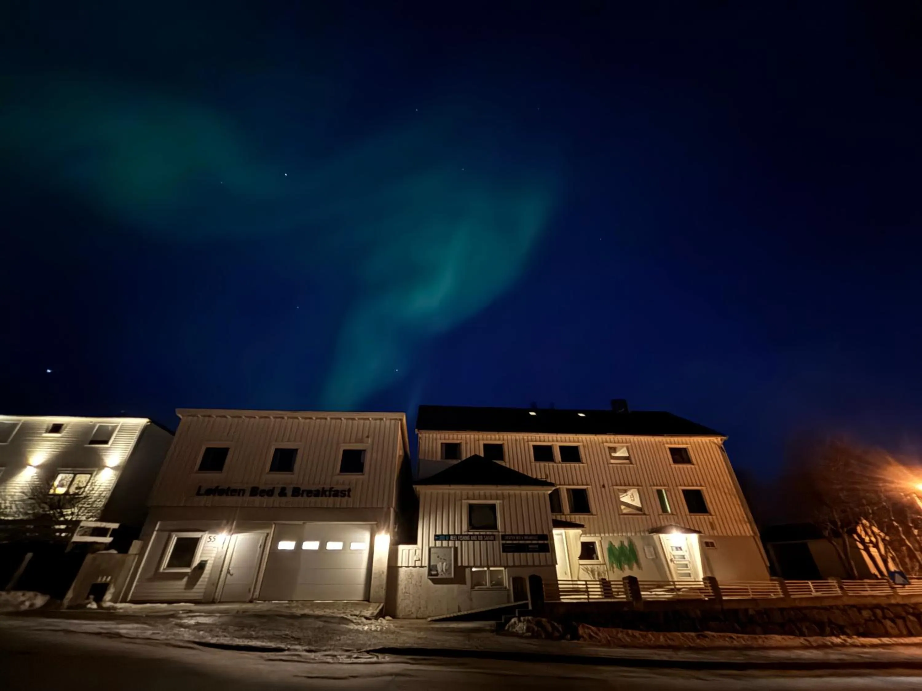 Lofoten Bed & Breakfast Reine - Rooms & Apartments