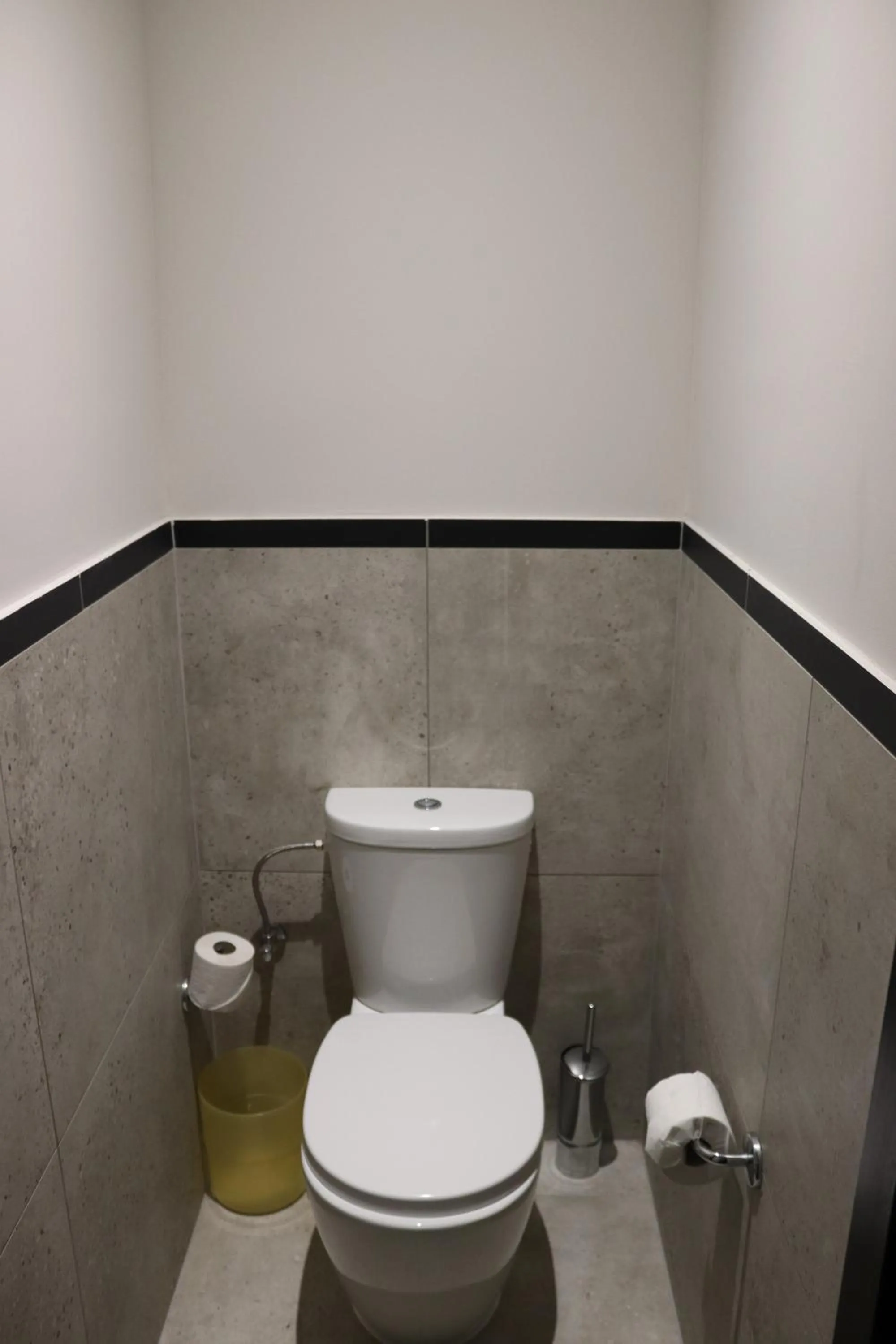 Toilet in Hotel Floris Arlequin Grand-Place