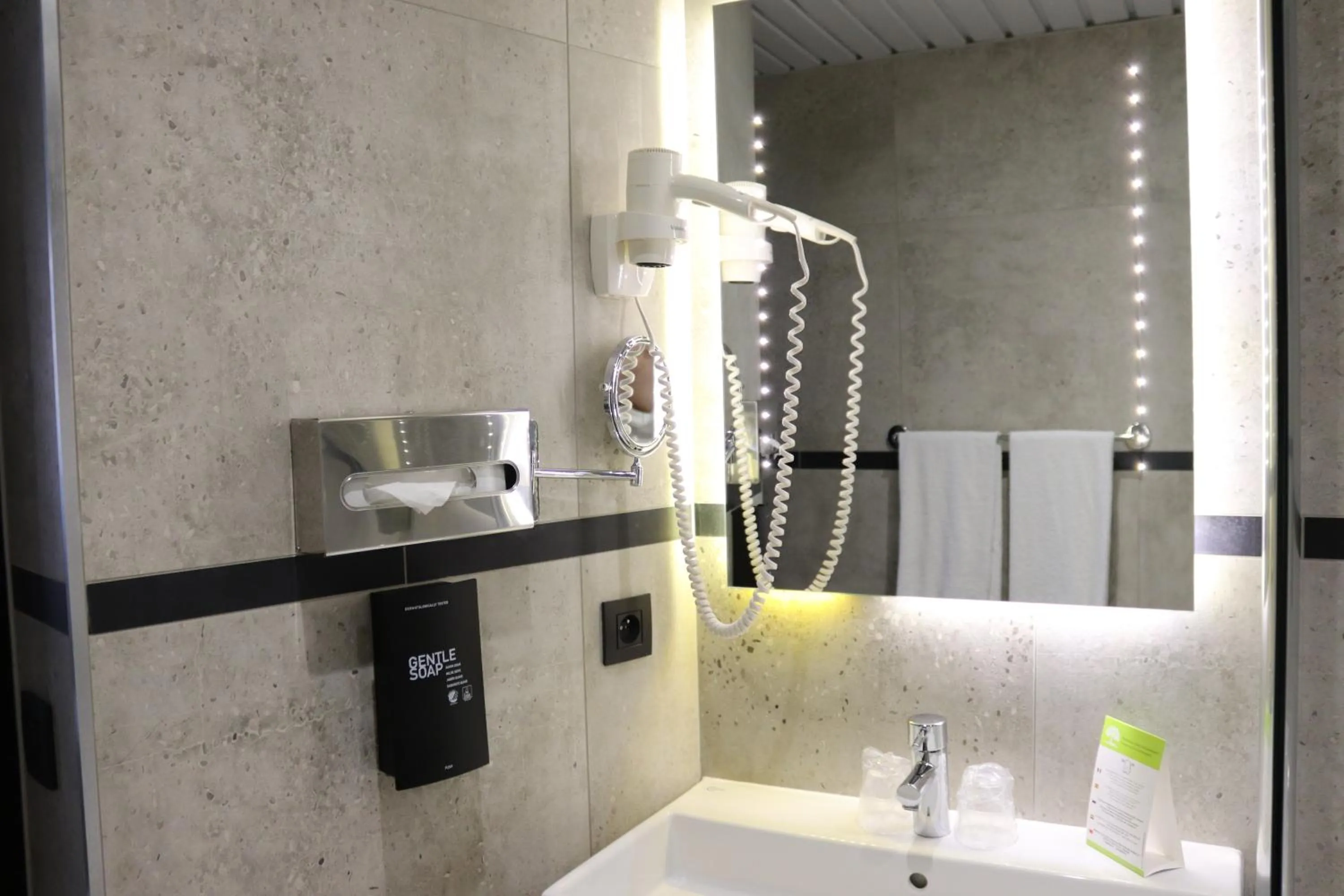 Bathroom in Hotel Floris Arlequin Grand-Place