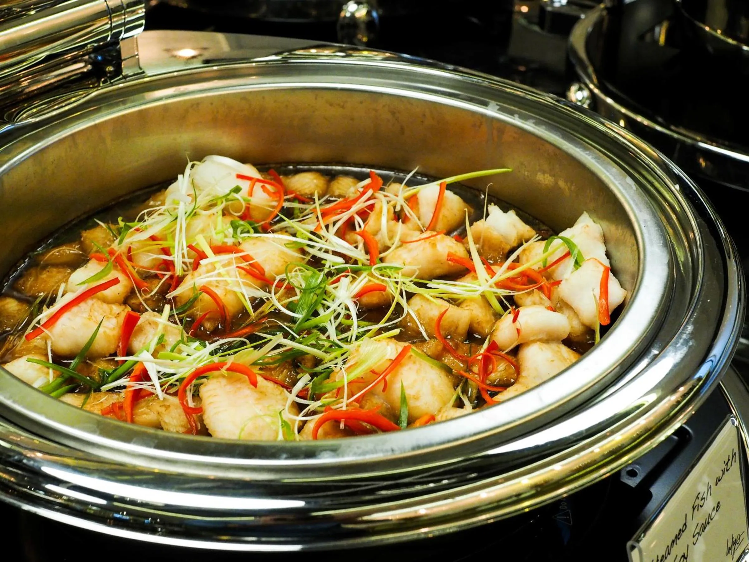 Restaurant/places to eat in 130 Hotel & Residence Bangkok