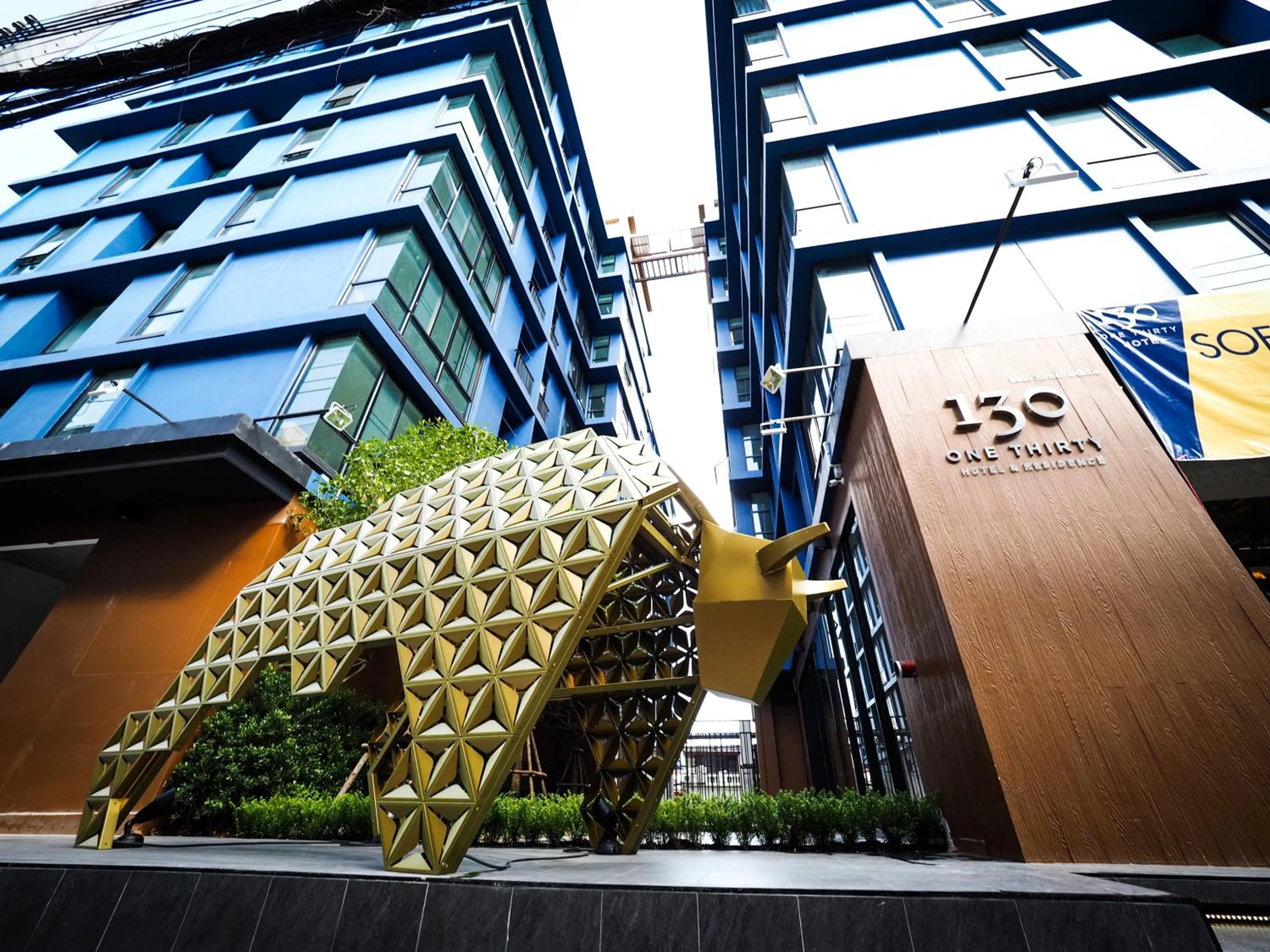 Area and facilities in 130 Hotel & Residence Bangkok