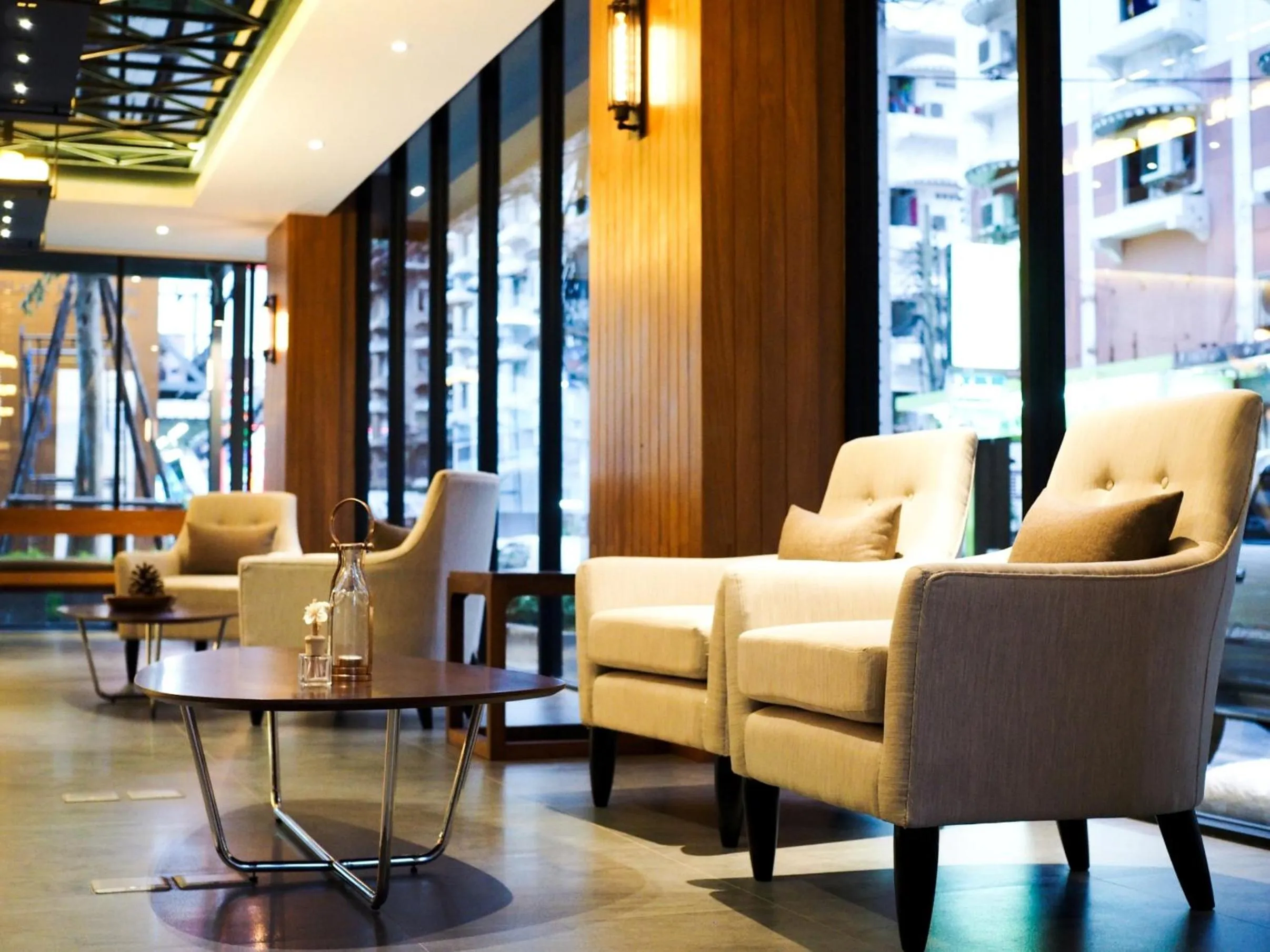 Lobby or reception in 130 Hotel & Residence Bangkok