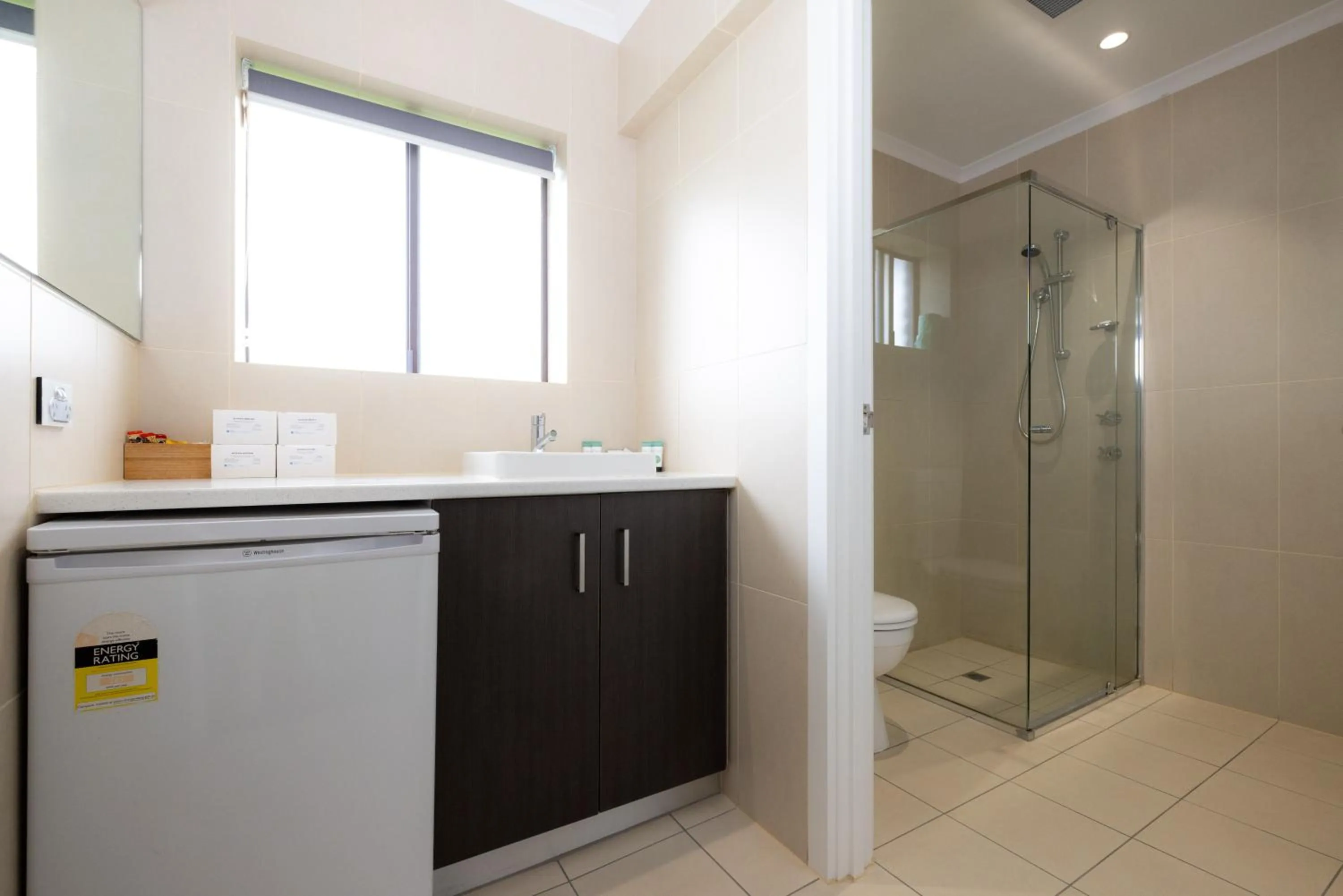 Shower in Mick O'Sheas