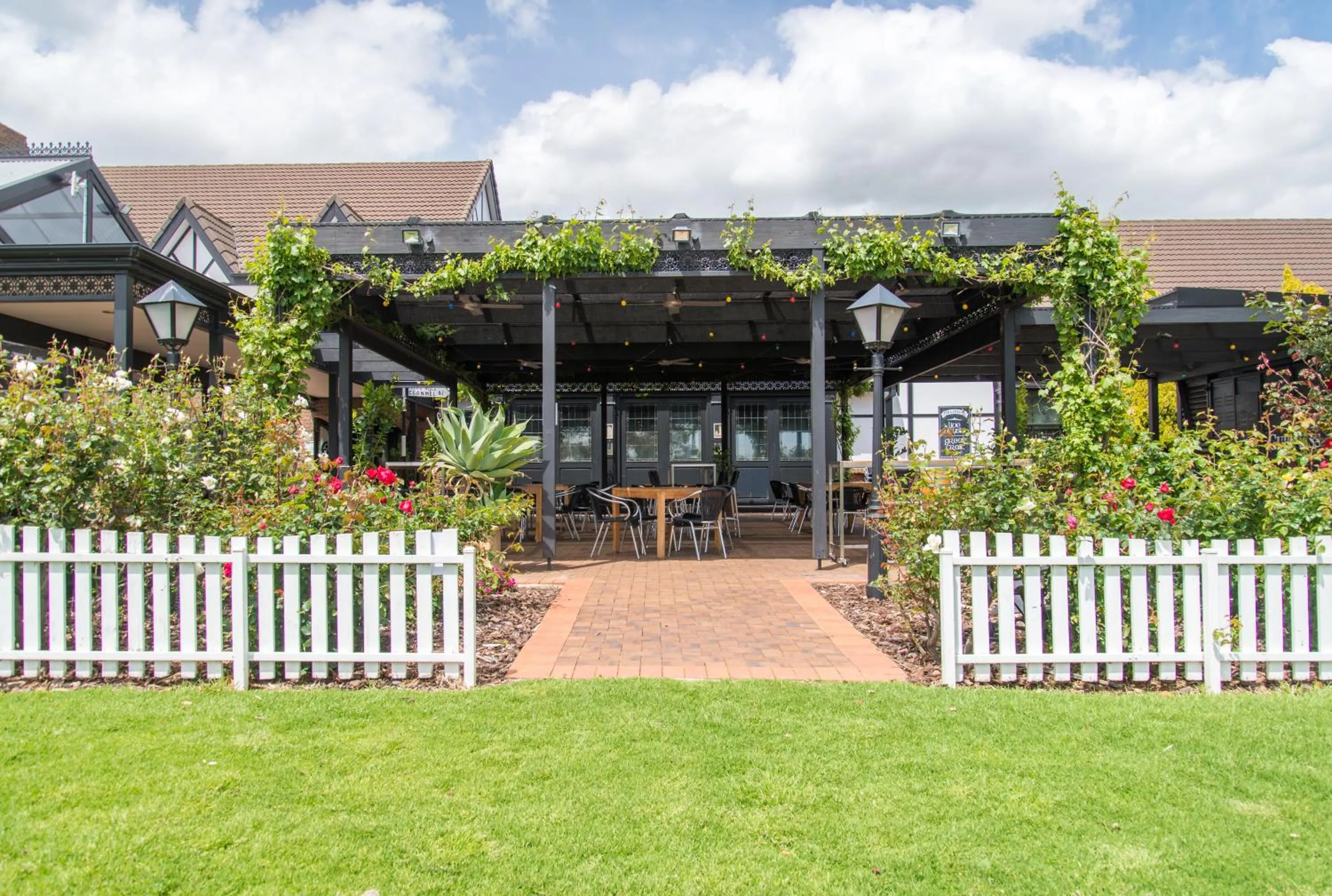 Balcony/Terrace in Mick O'Sheas