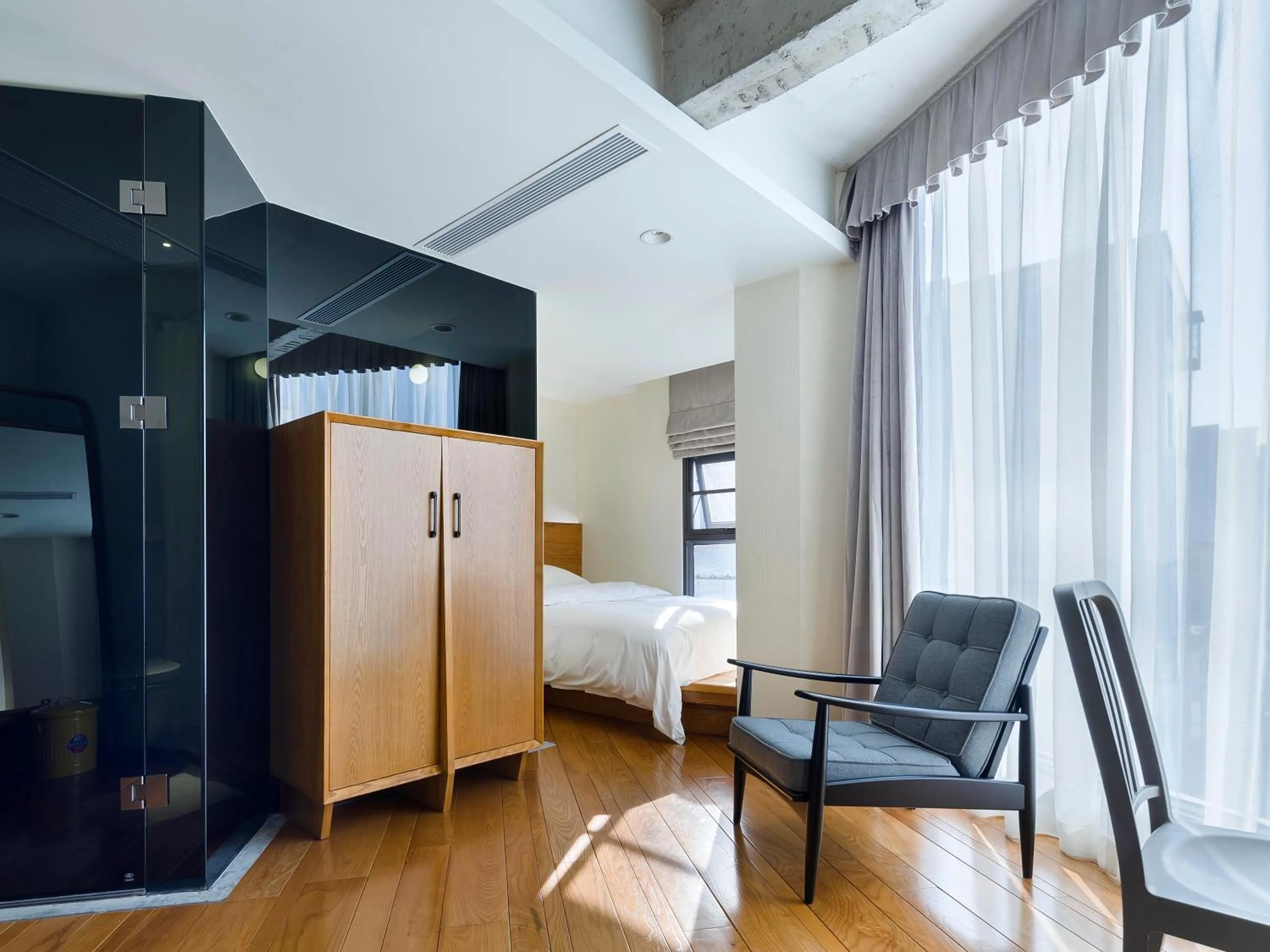 Bedroom, Bed in Zhuhai Bei Shan Ju Art Hotel