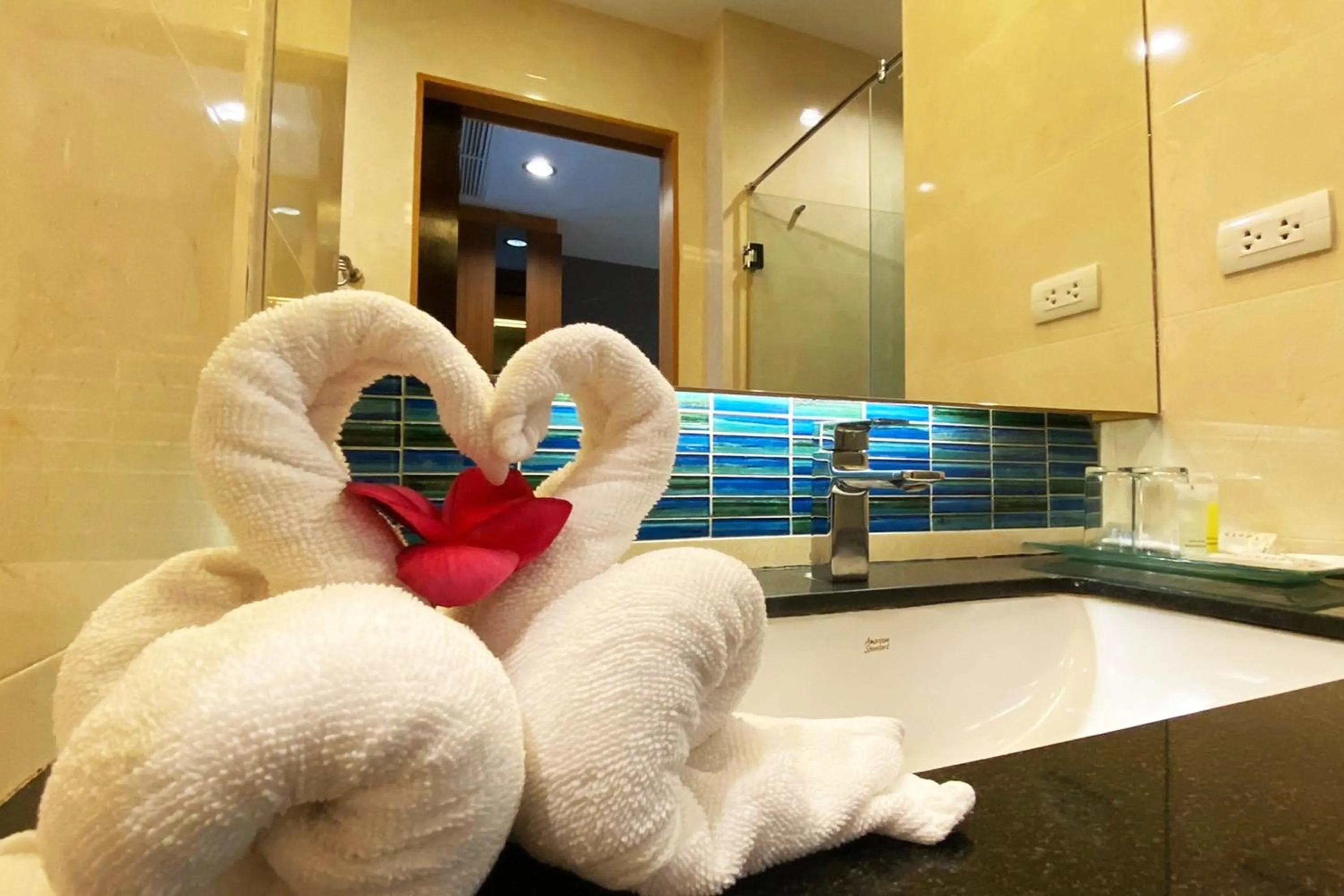 Bathroom in Aqua Resort Phuket - Near Beach and Chalong Pier