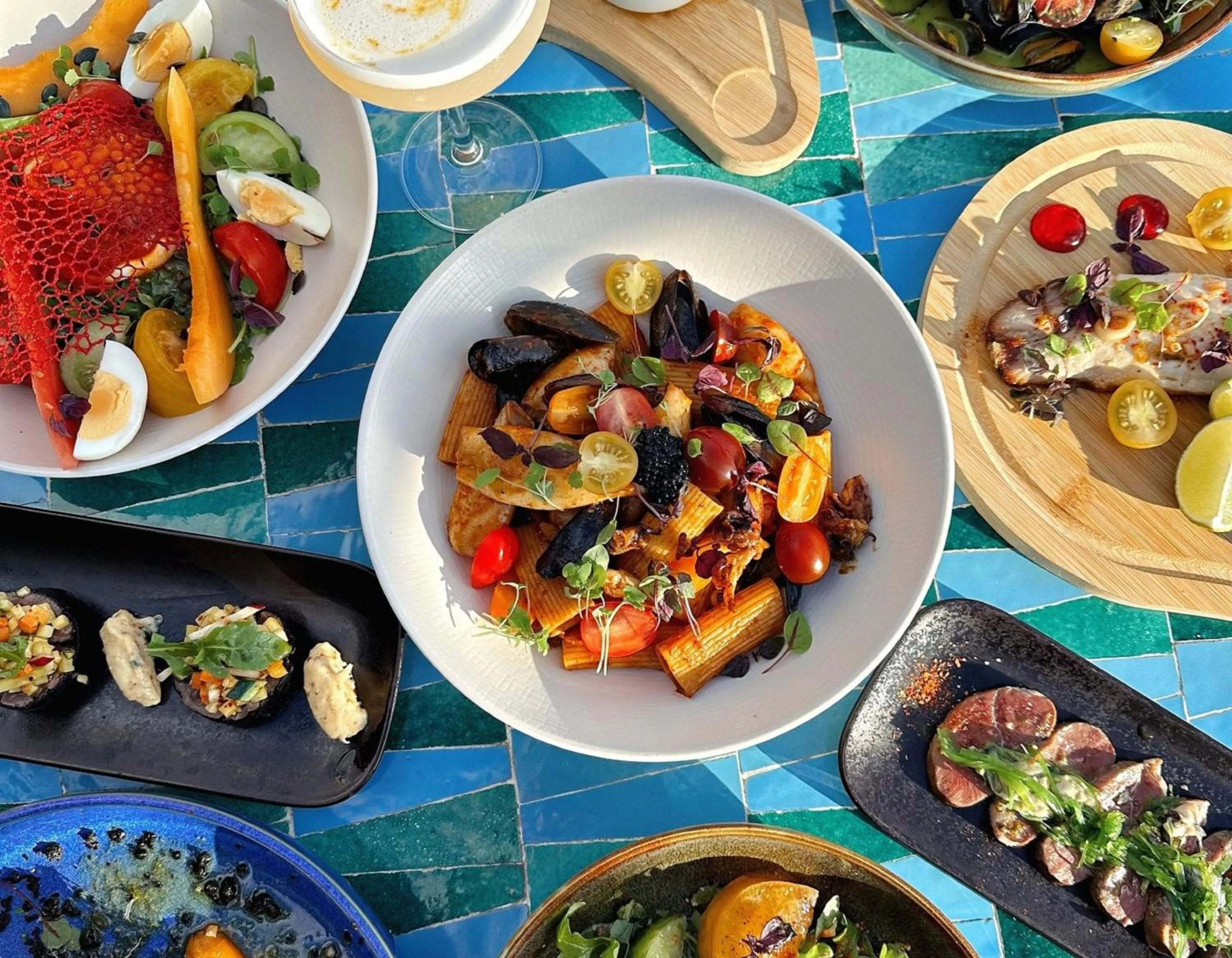 Food and drinks in Hotel Indigo Bordeaux Centre Chartrons by IHG