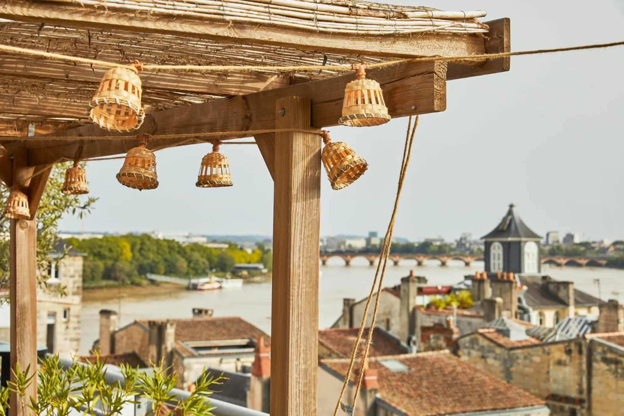 Restaurant/places to eat in Hotel Indigo Bordeaux Centre Chartrons by IHG