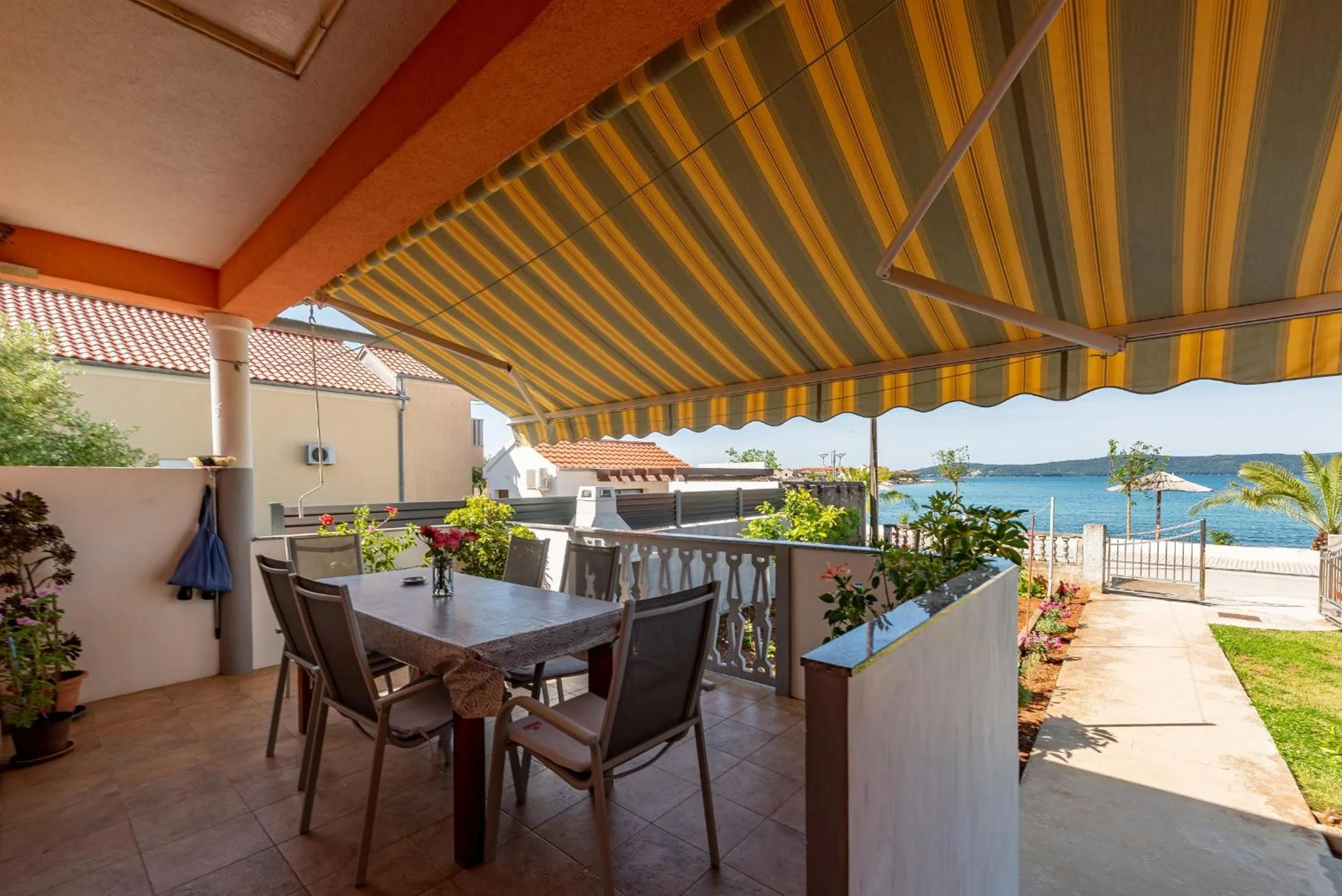 Holiday House Anica