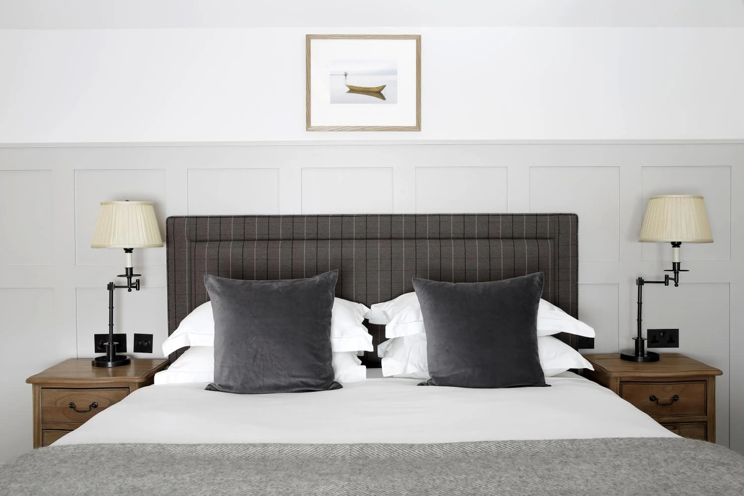 Bedroom, Bed in Hurley House Hotel