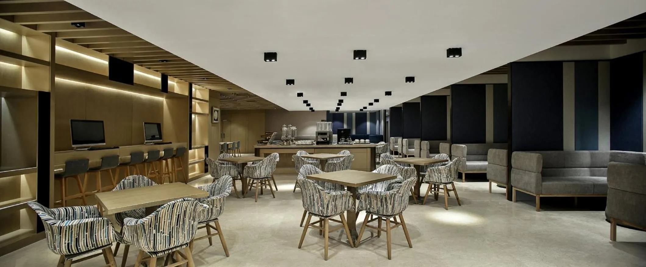 Restaurant/places to eat in Holiday Inn Express Chengdu Wenjiang Hotspring by IHG