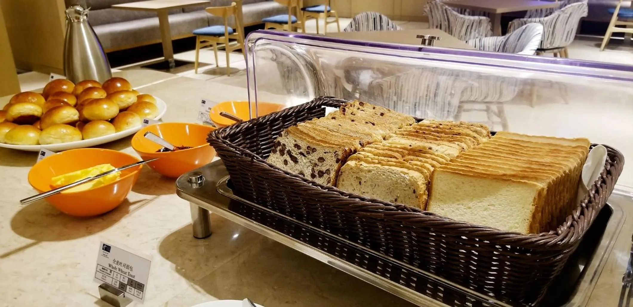 Restaurant/places to eat in Holiday Inn Express Chengdu Wenjiang Hotspring by IHG