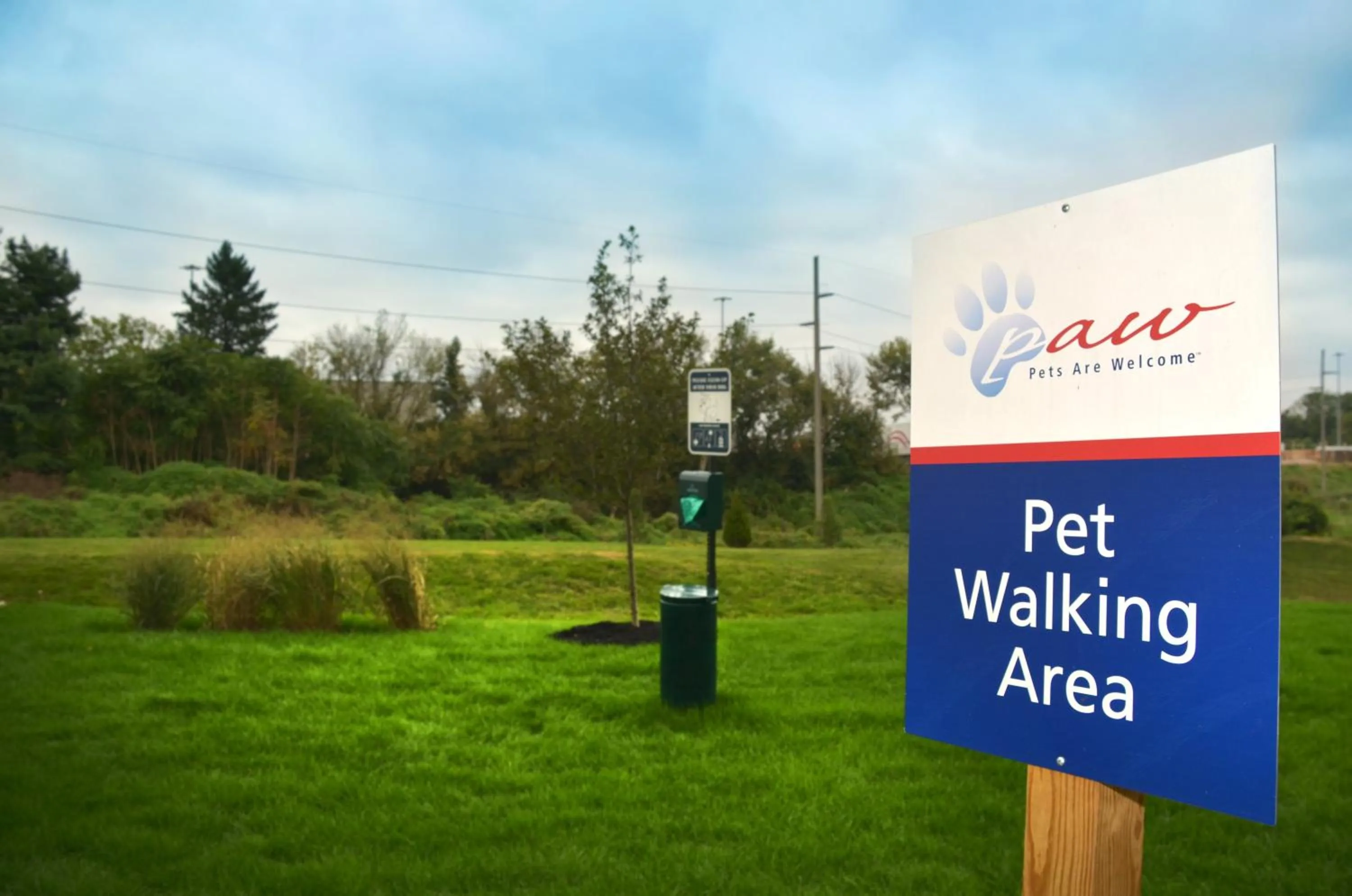 Area and facilities in Candlewood Suites York by IHG