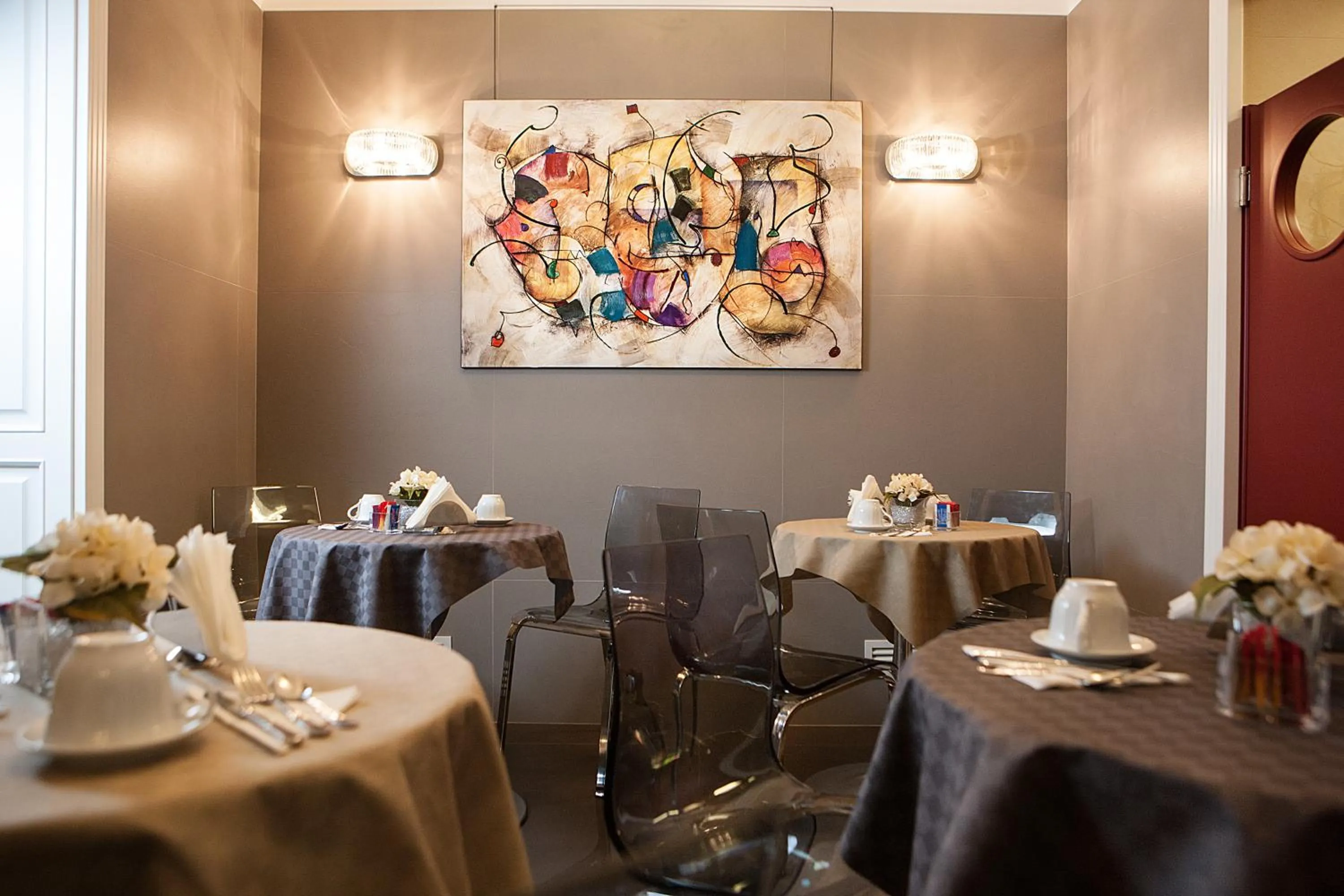 Restaurant/places to eat in Villa San Martino