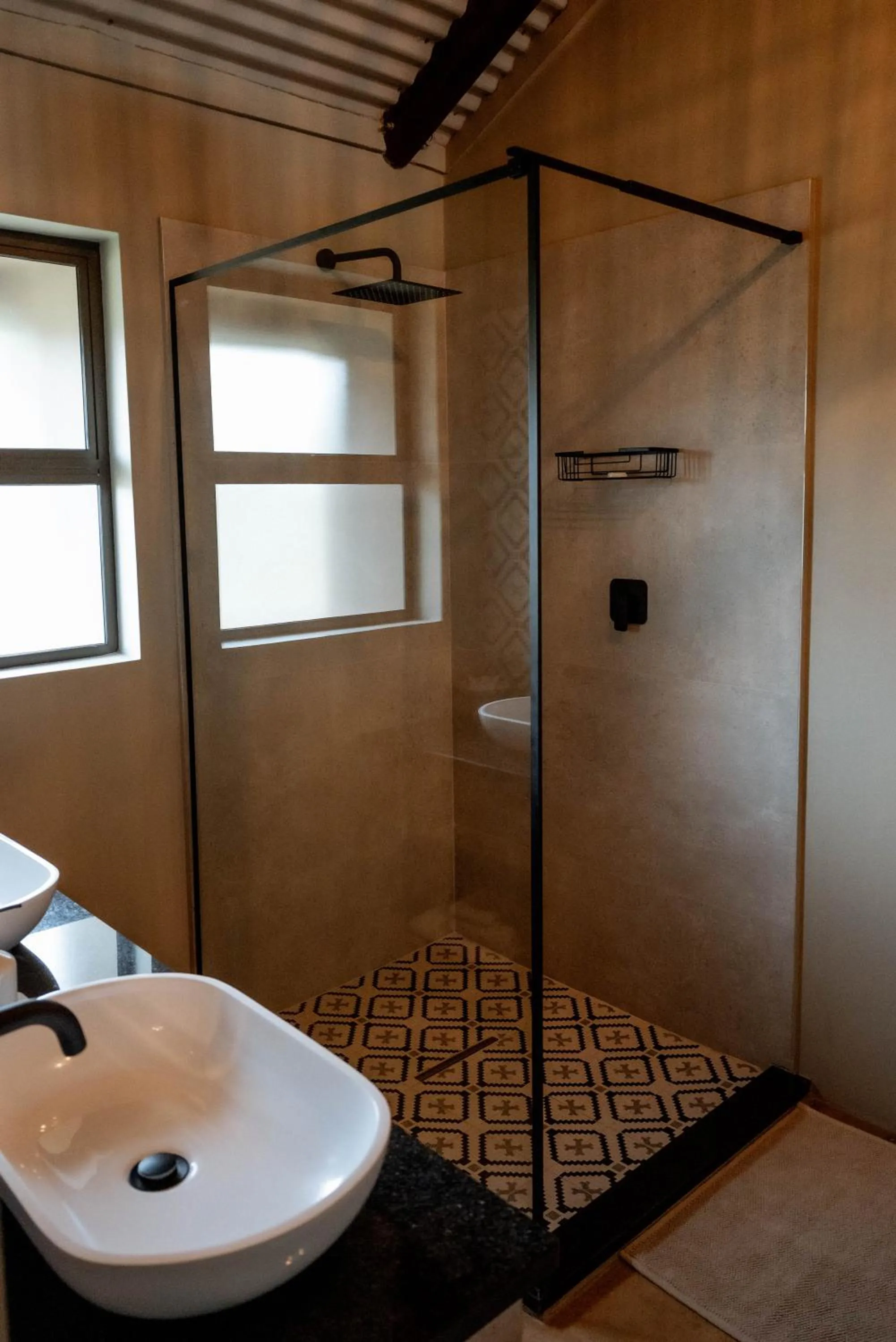 Shower in Andes Clarens Guesthouse