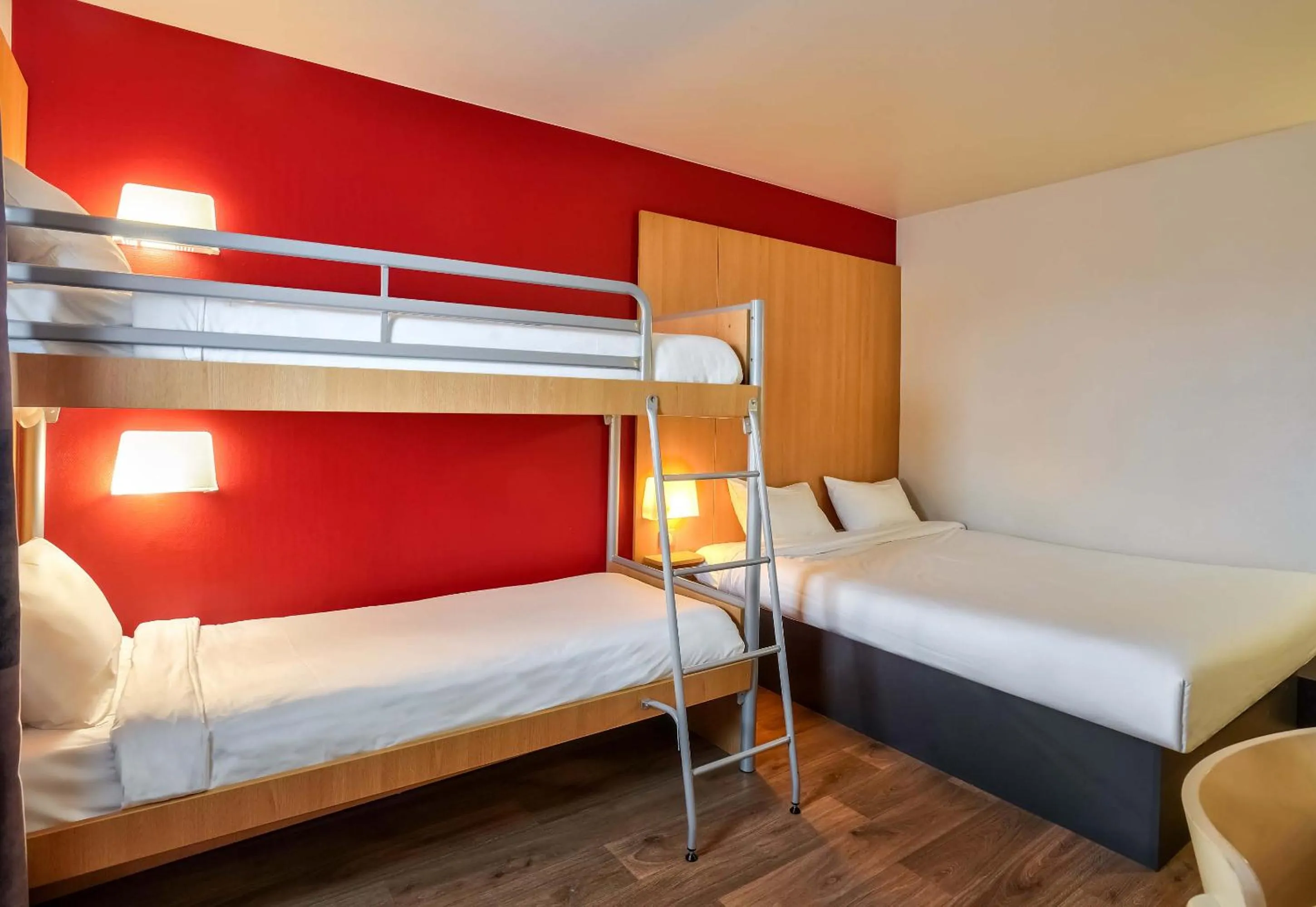 Bedroom, Bed in B&B HOTEL Herblay