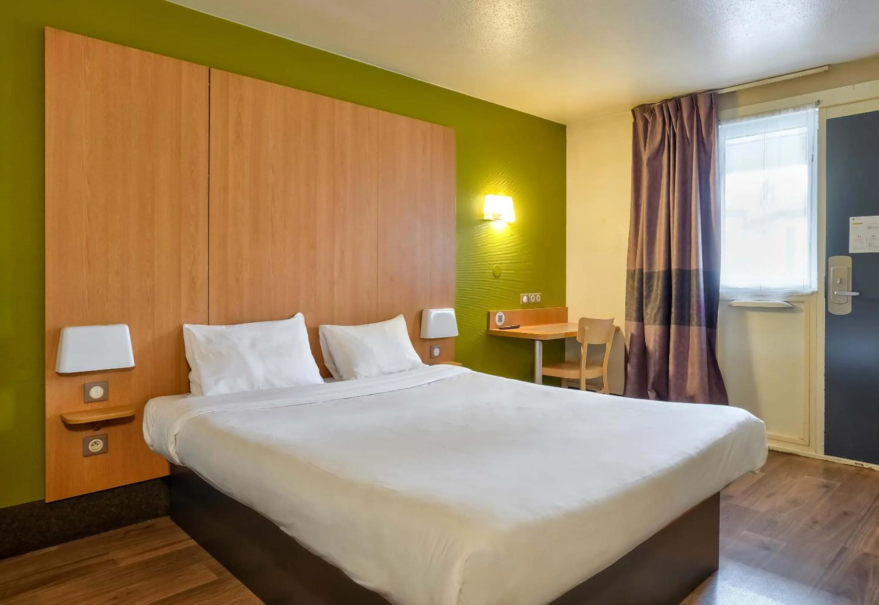 Bedroom, Bed in B&B HOTEL Herblay