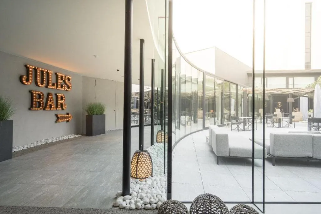 Property building in Parkhotel Kortrijk