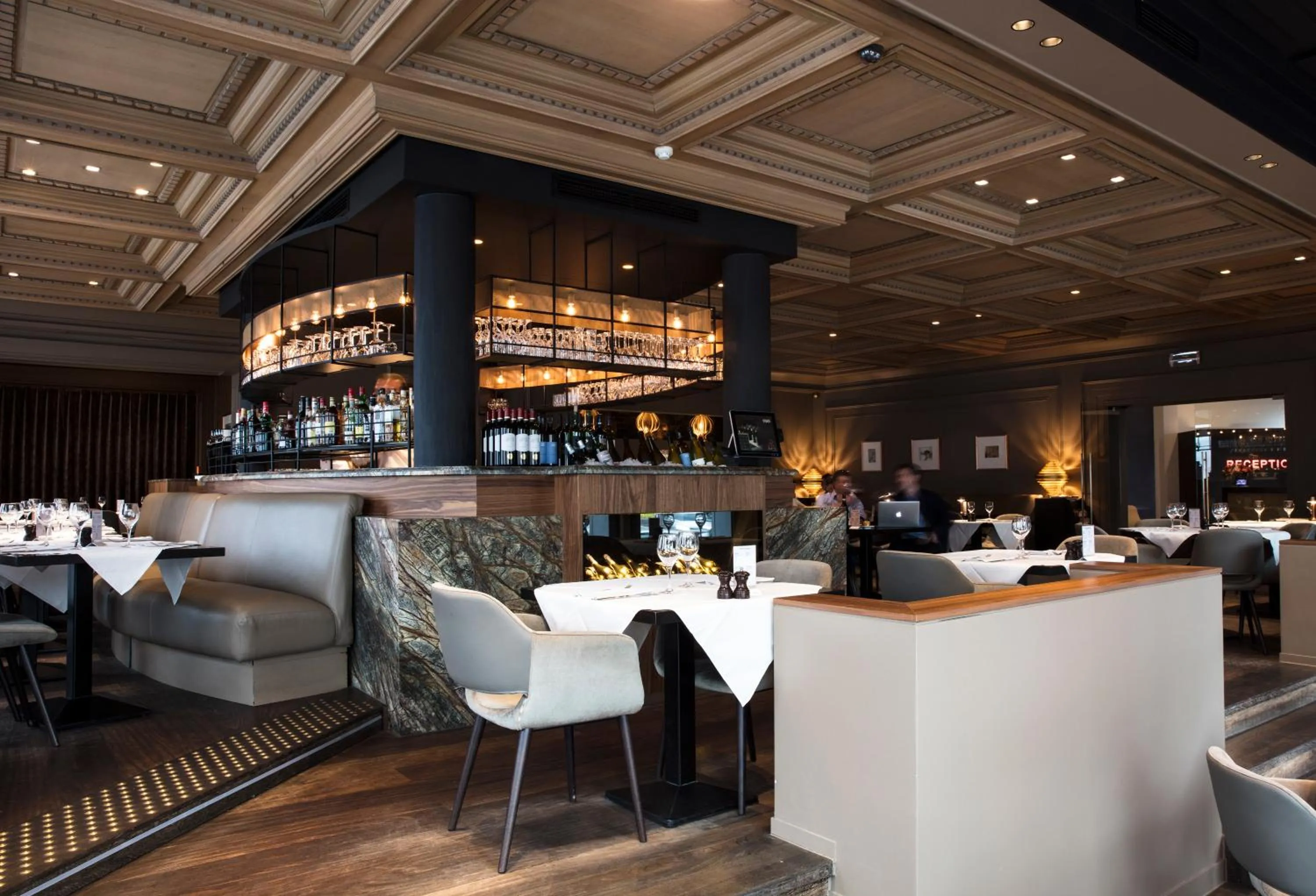 Restaurant/places to eat in Parkhotel Kortrijk