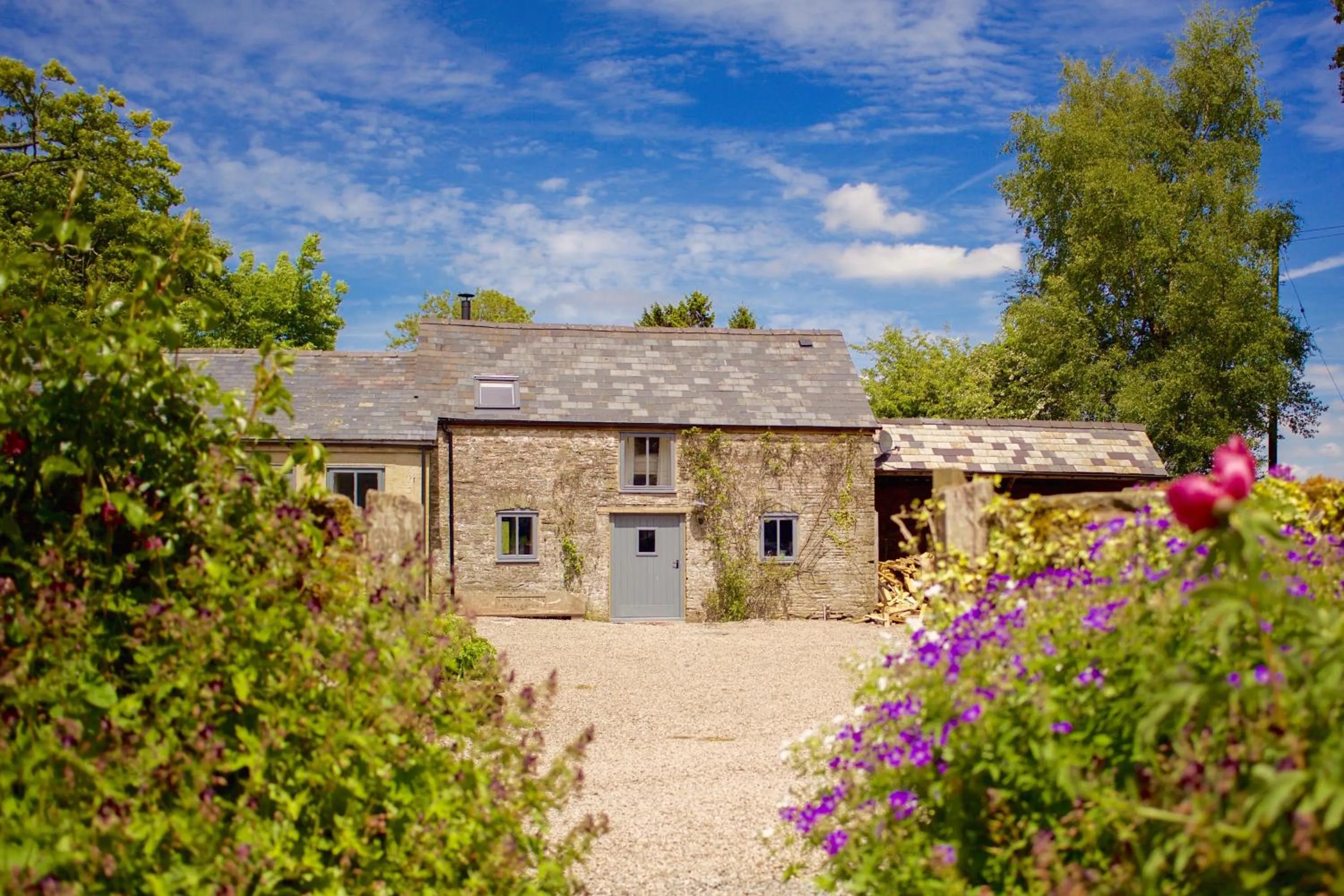 Property building in Llan-Y-Coed Farm Stay