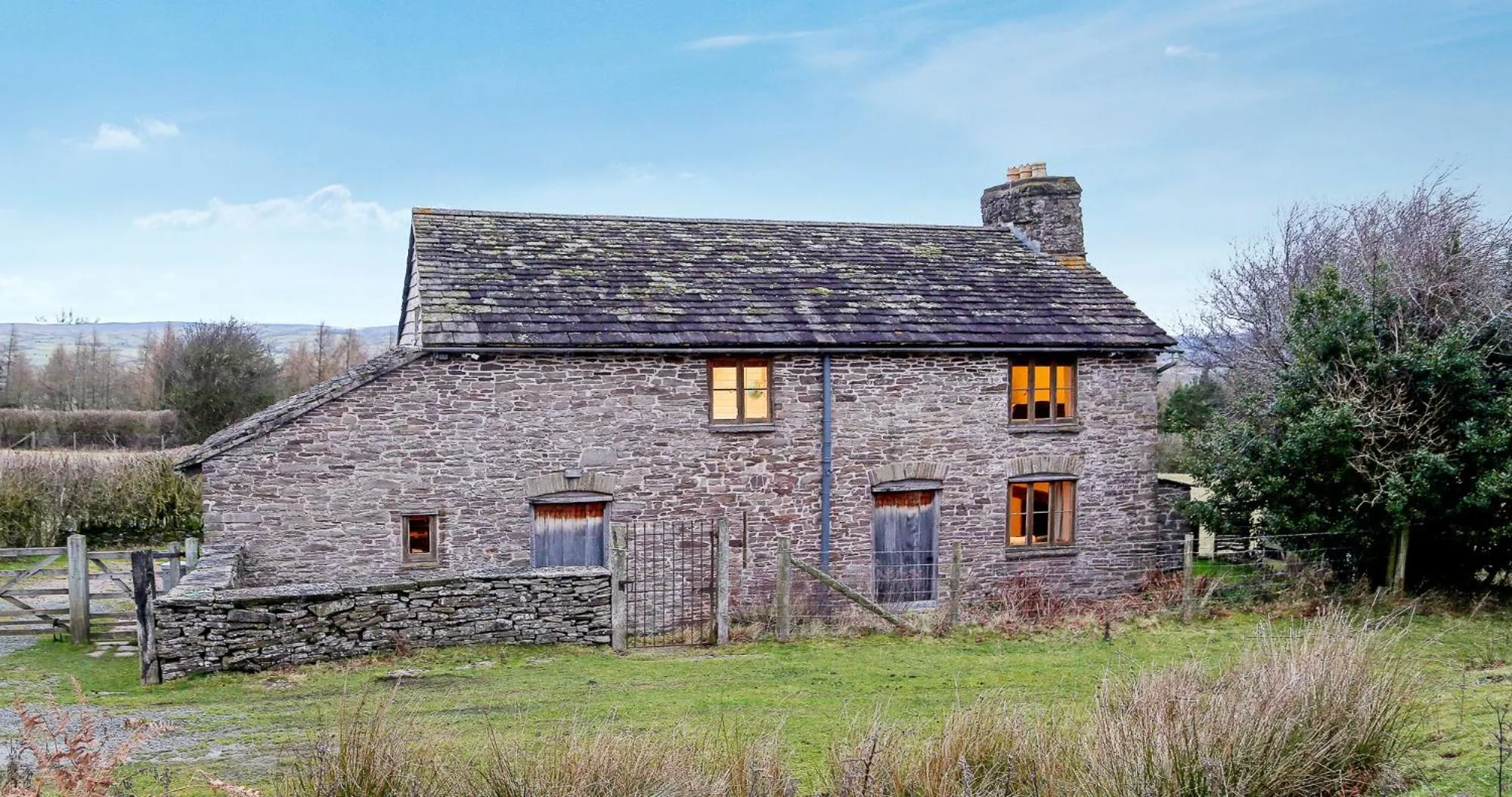 Property building in Llan-Y-Coed Farm Stay