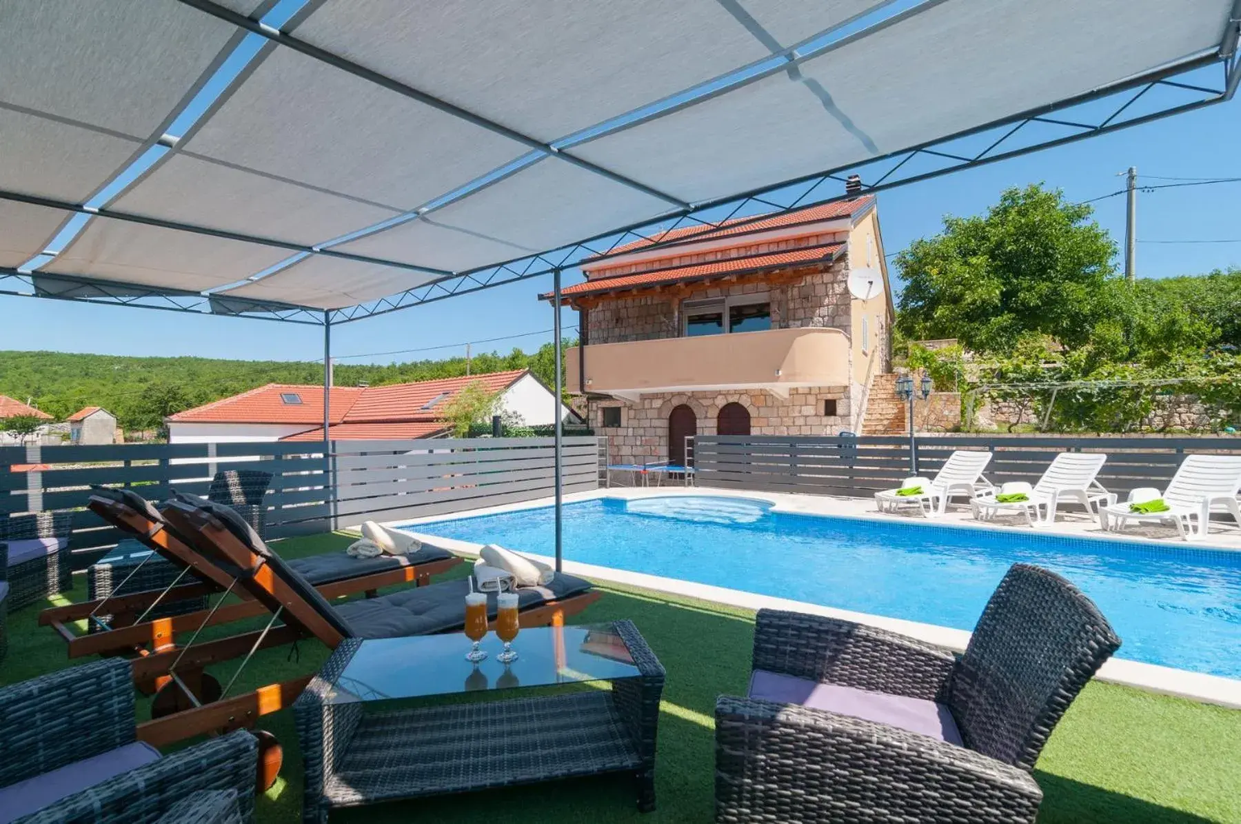 Holiday Home Mateovi Dvori Holiday Home Mateovi Dvori