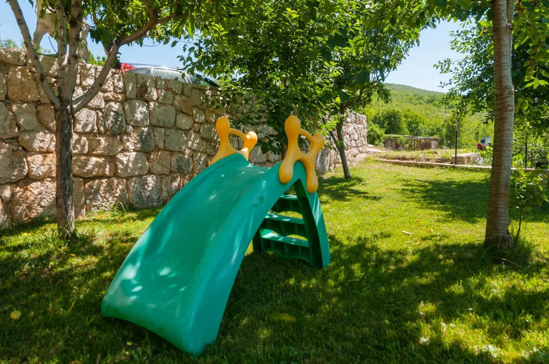 Children play ground in Holiday Home Mateovi Dvori