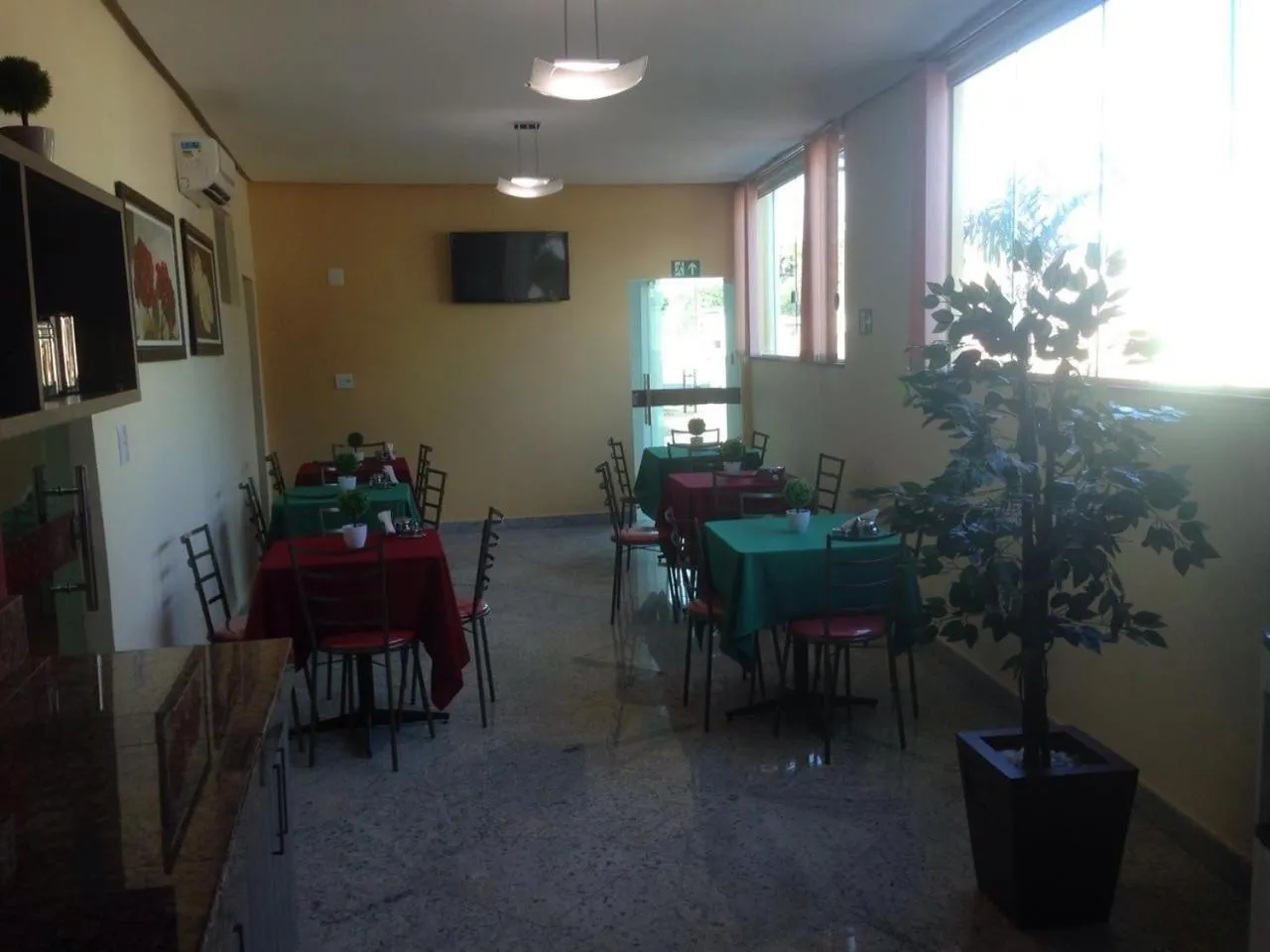 Restaurant/places to eat in Domus Hotel Trindade - Canaã dos Carajás