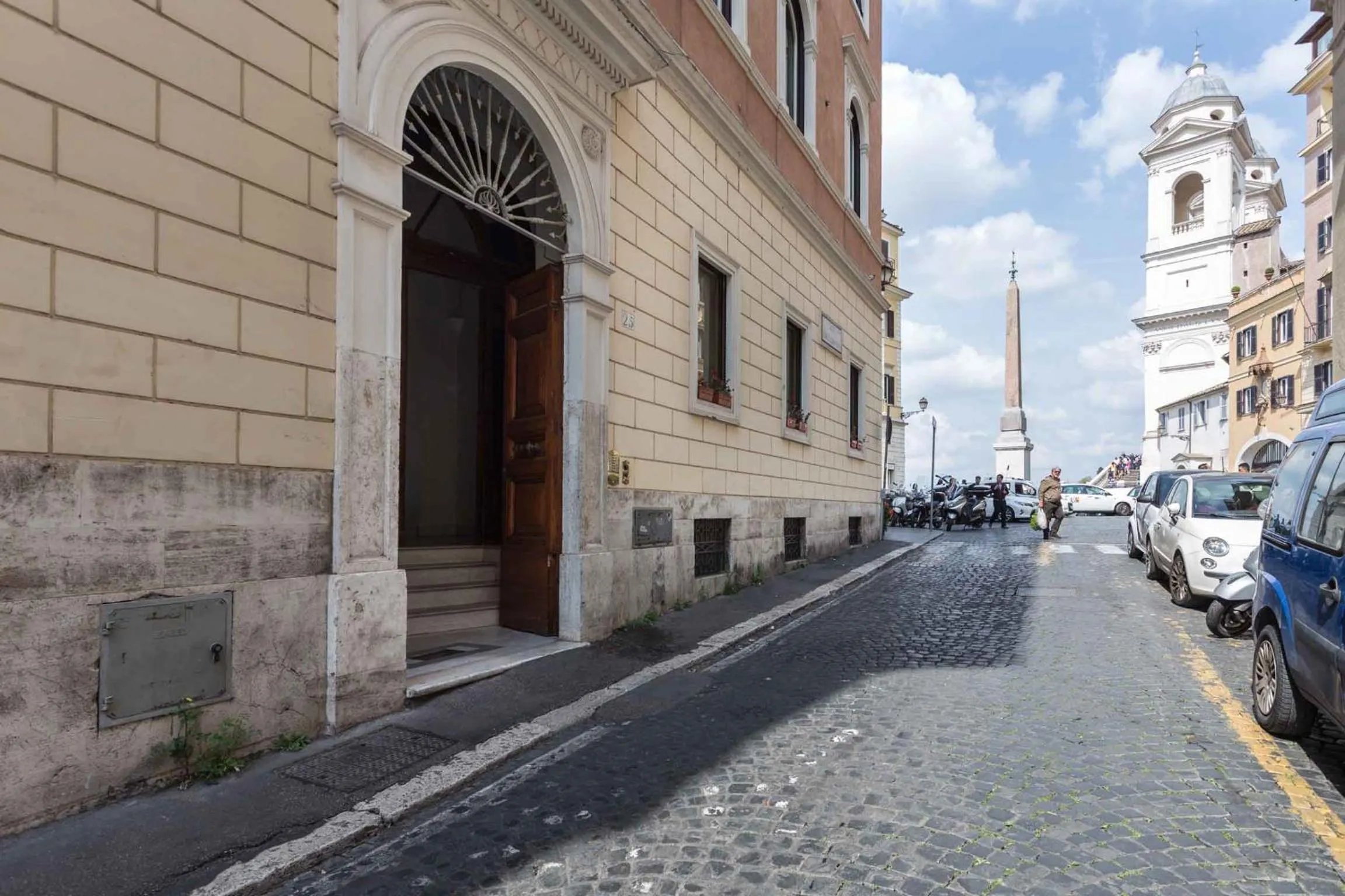 Property building in My Spanishsteps