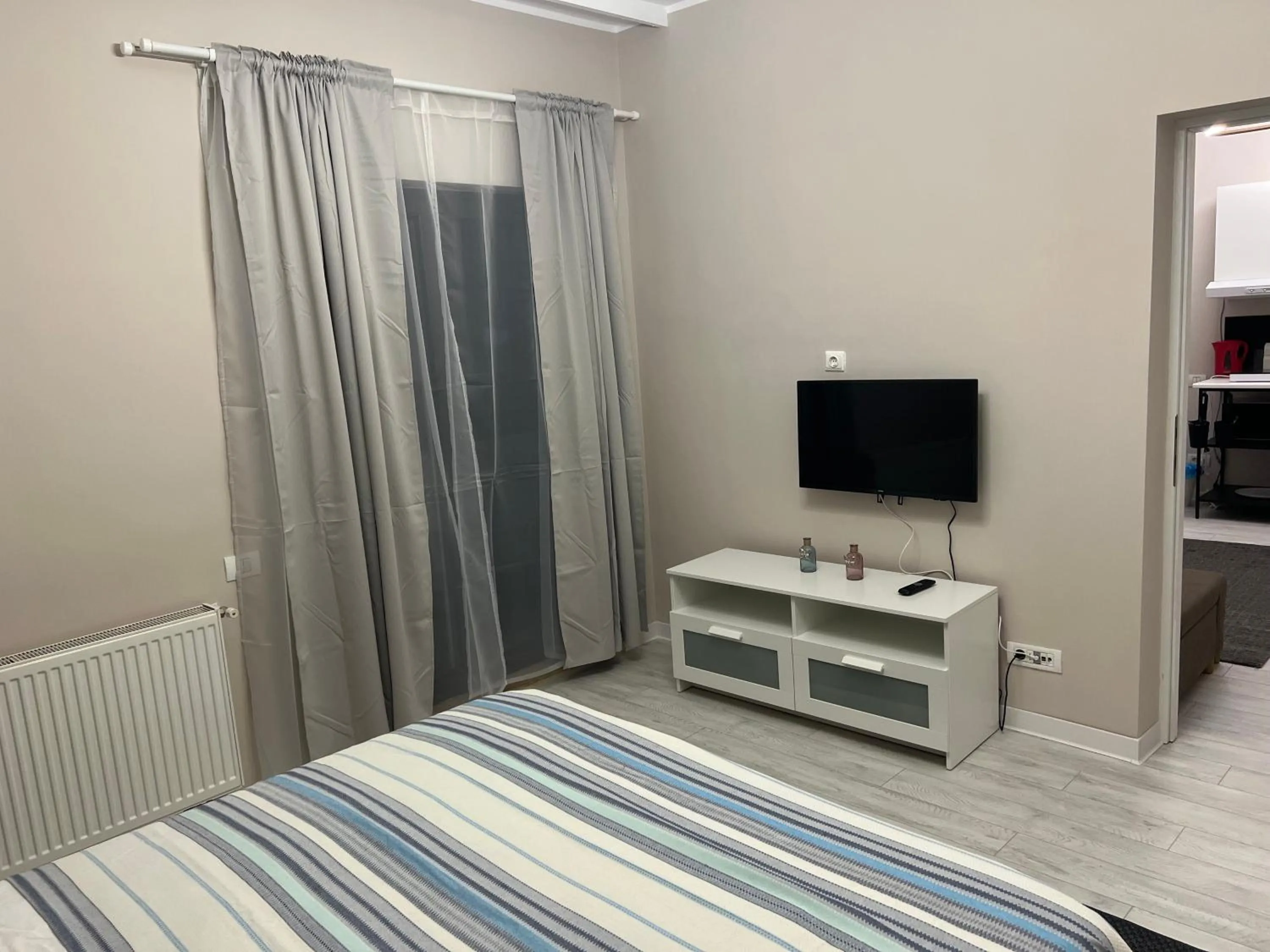 TV and multimedia, Bed in AZZA Residence